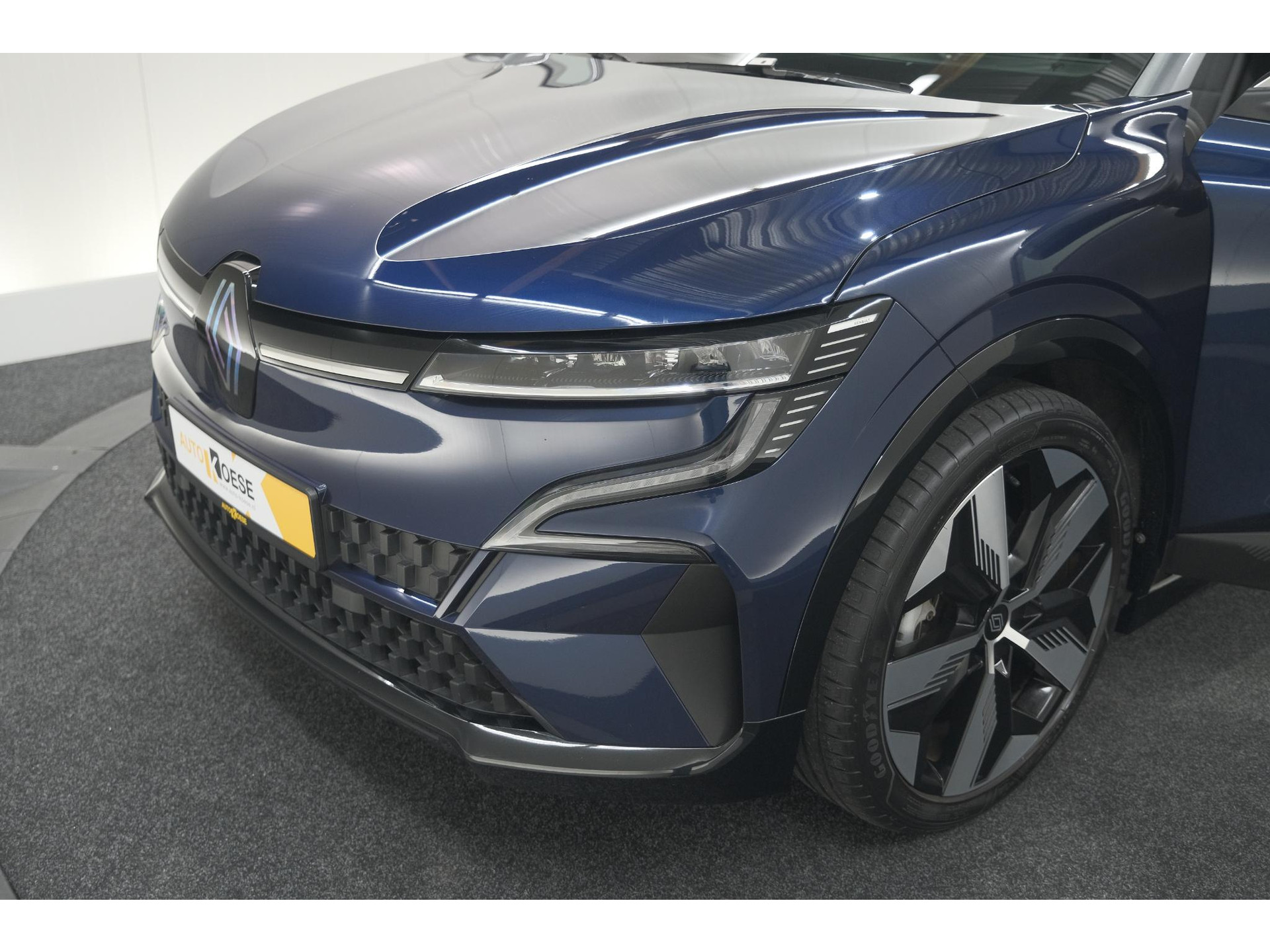 Renault Megane E-Tech EV40 Boost Charge Techno | Pack Winter | Camera | Apple Carplay