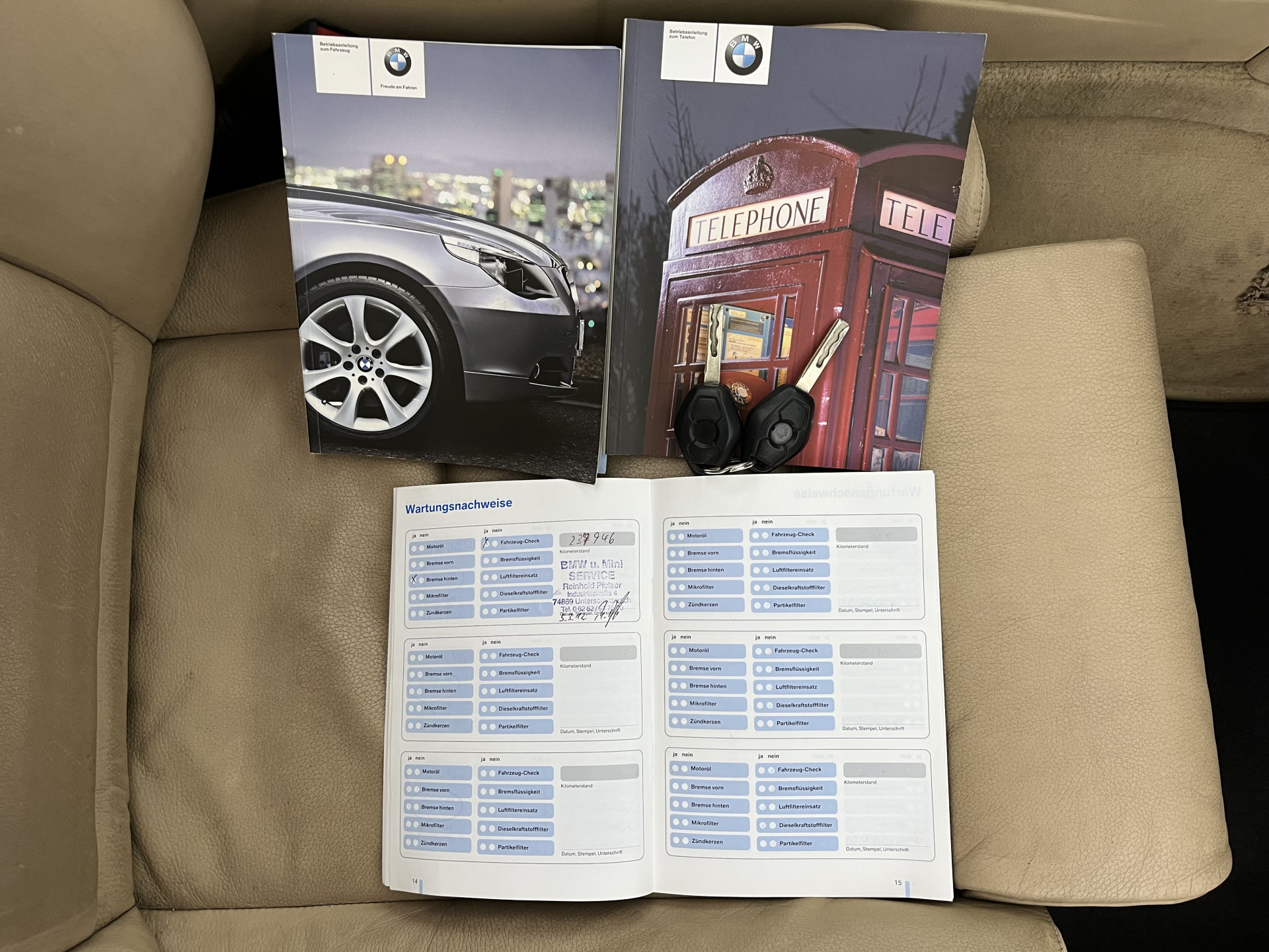 BMW 5-serie Touring 525d *PANO | LEATHER | NAVI-FULLMAP | HIFI-SOUND | ECC | HEATED-SPORTSEATS | PDC | CRUISE | TOWBAR | 16''ALU *