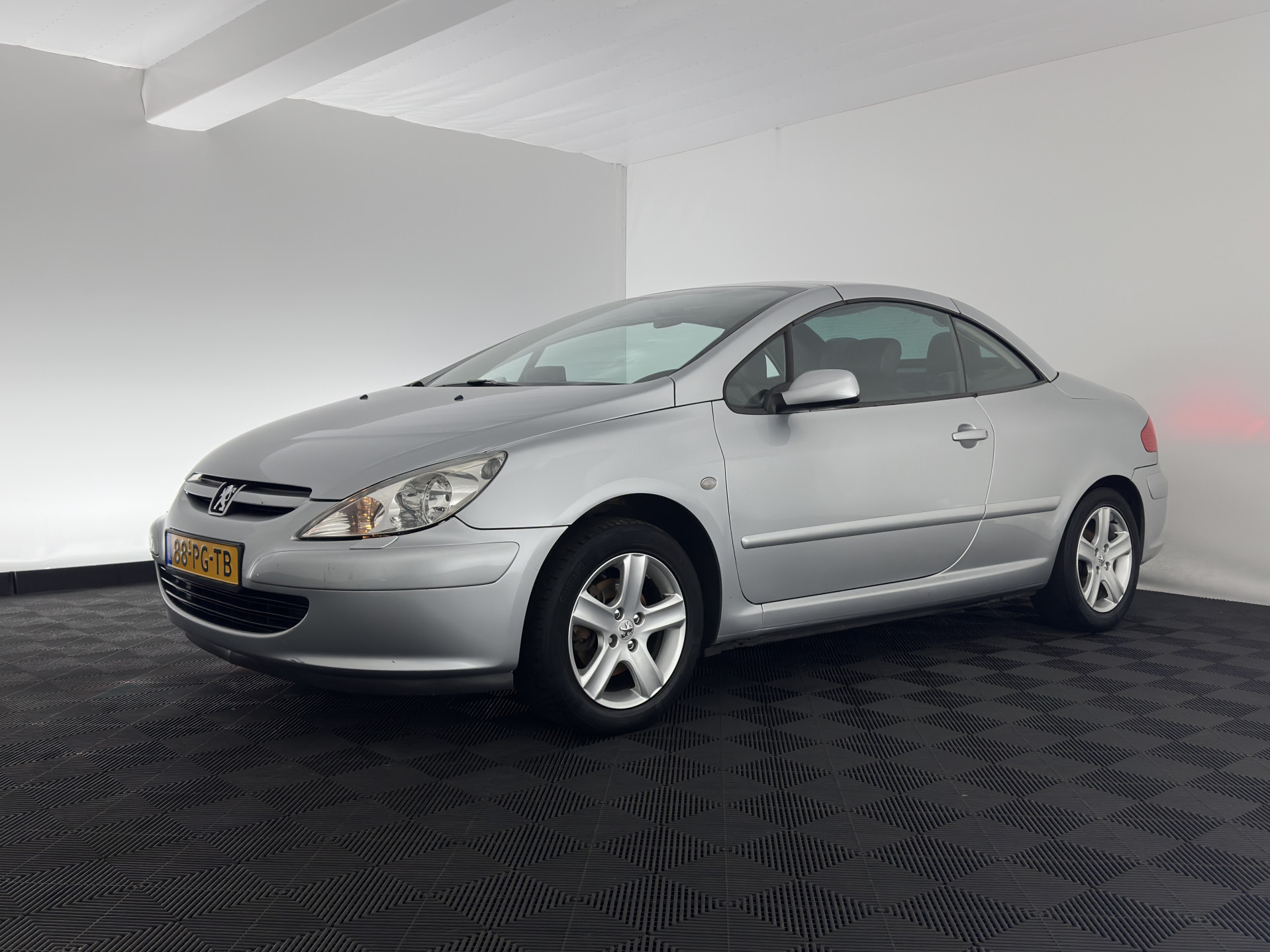 Peugeot 307 CC 1.6-16V *LEATHER | NAVI-FULLMAP | HEATED-SPORTSEATS | ECC | PDC | CRUISE | 16''ALU*