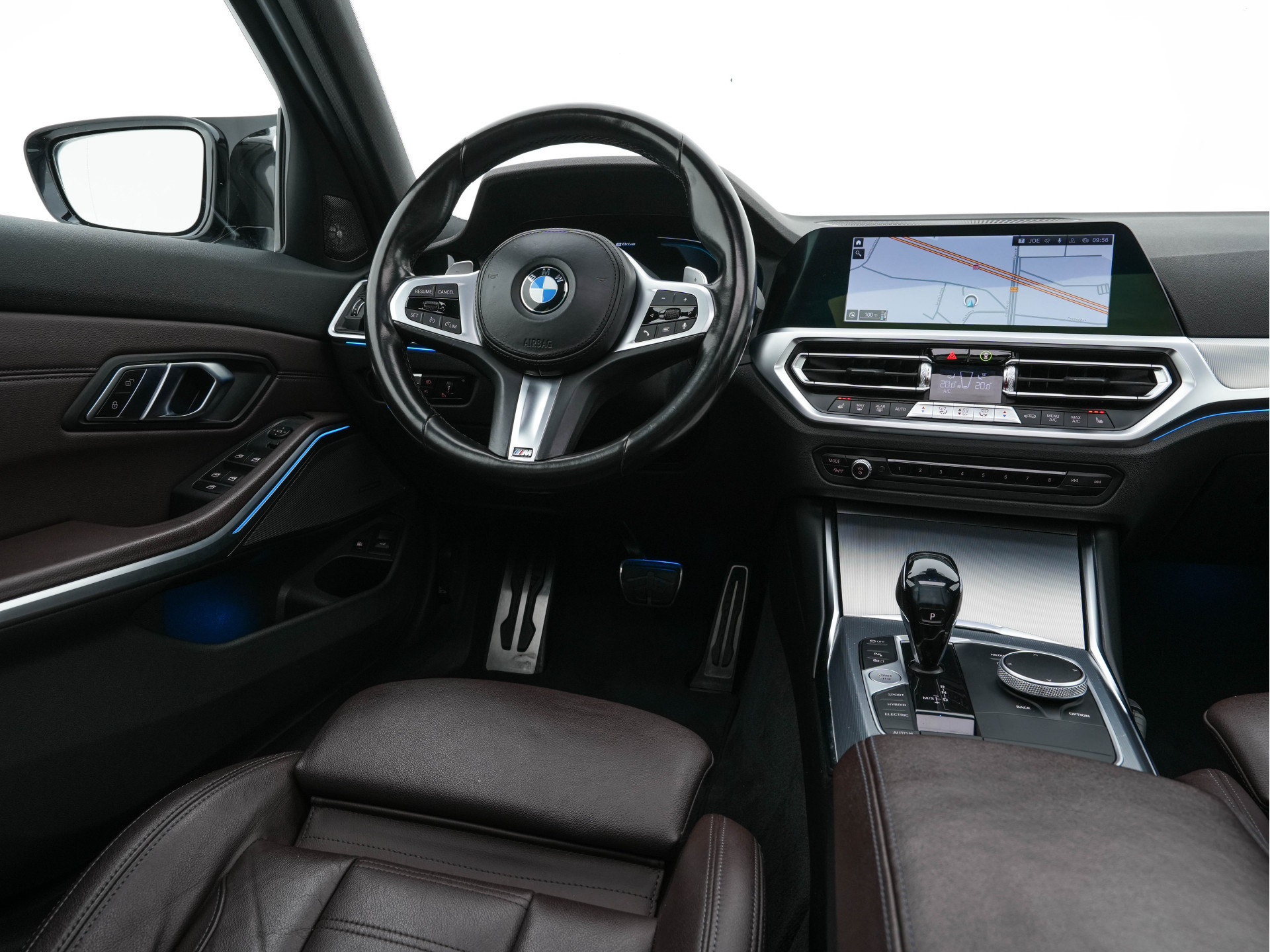 BMW 3-serie Touring 320e M-Sportpack Business Edition Plus (Plug-In) (INCL-BTW) *PANO | LASER-LED | LEATHER | HEATED-SPORTSEATS | HARMAN/KARDON | VIRTUAL-COCKPIT | AMBIENT-LIGHT | NAVI-FULLMAP | DAB+ | 18''ALU*