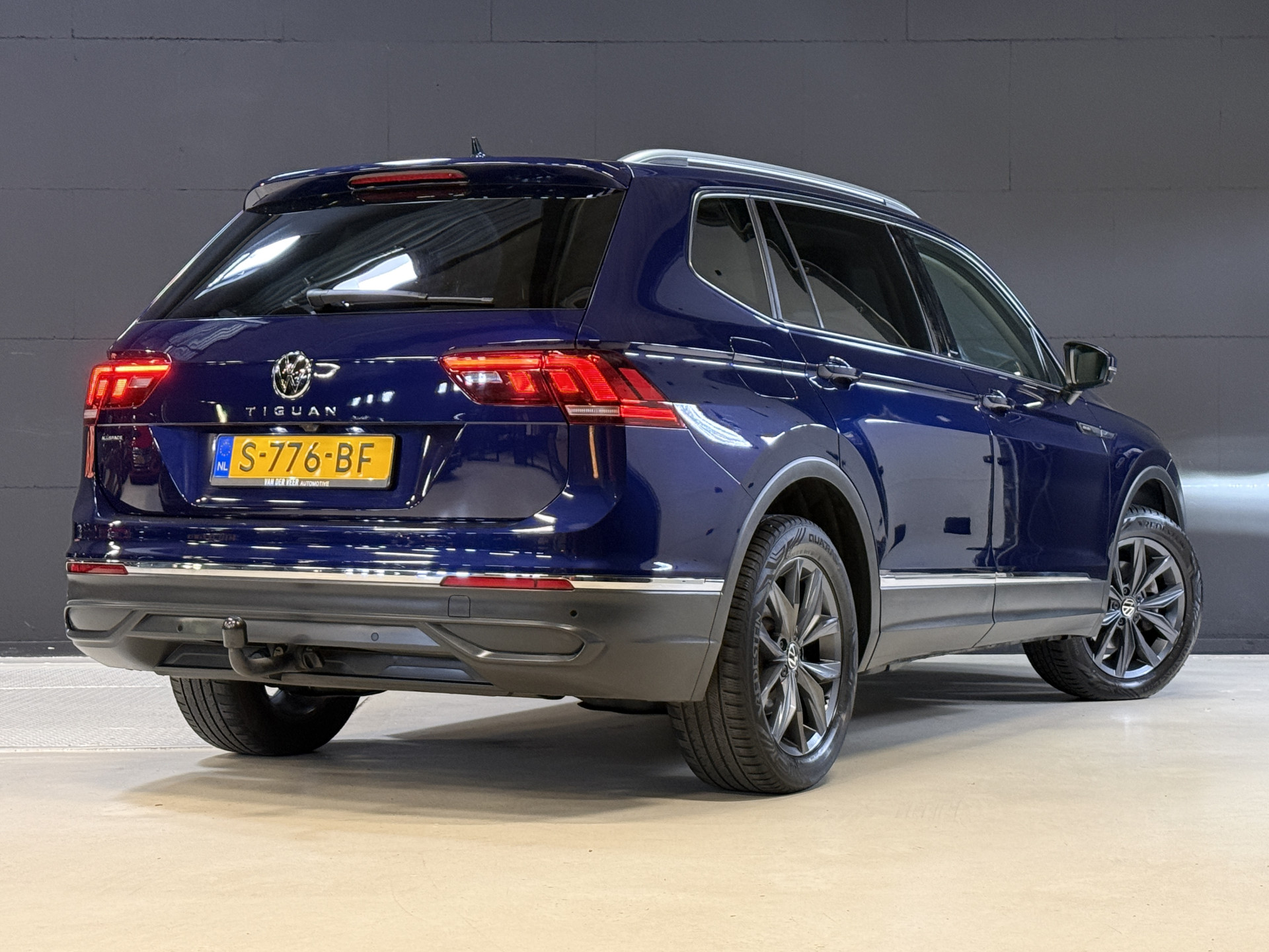 Volkswagen Tiguan Allspace 1.5 TSI Life Business 7p. | Massagestoel | Trekhaak | Camera | Stoel/Stuurverwarming | Carplay | Adaptive cruise