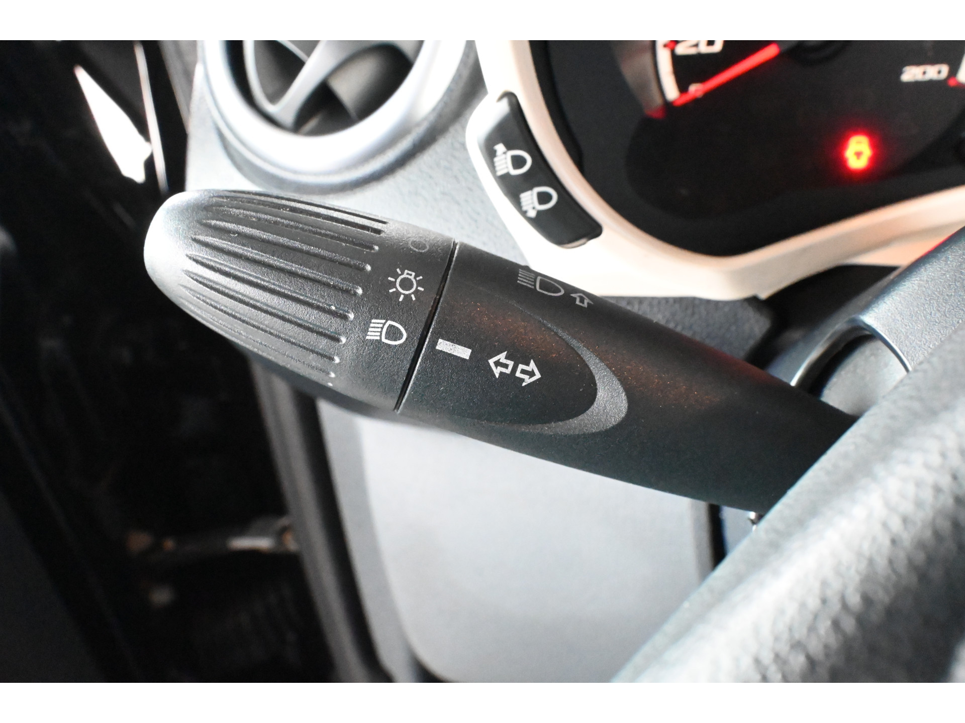 Ford Ka 1.2 Trend Airco Elektrisch Pakket! Licht metaal Nieuwe APK! Inruil Mogelijk!