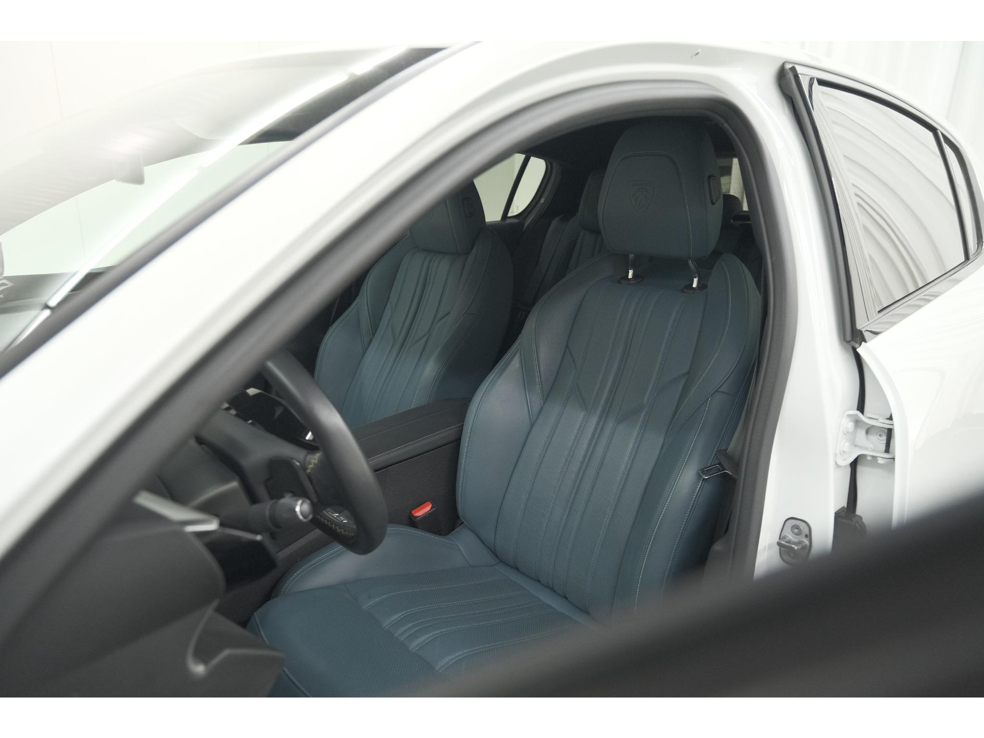 Peugeot 308 PureTech 130 GT | 360 Camera | Stoelen-Pakket | Adaptieve Cruise Control | Apple Carplay