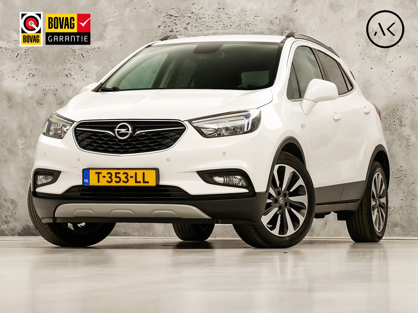 Opel Mokka X 1.4 Turbo Innovation Sport (GROOT NAVI, APPLE CARPLAY, STUUR/STOELVERWARMING, TREKHAAK, LEDER, CRUISE, LM VELGEN, NIEUWE APK)