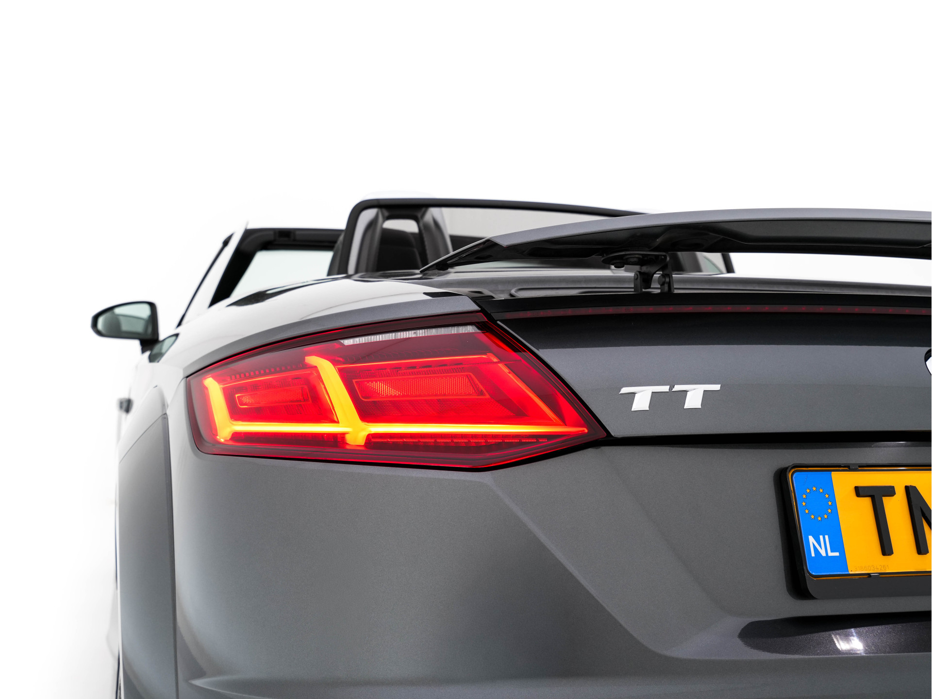 Audi TT Roadster 2.0 TFSI S-Line Pro Line Quattro Aut. *LEATHER-ALCANTARA | FULL-LED | BANG&OLUFSEN-AUDIO | DIGI-COCKPIT | AIR-SCARF | HEATED-SPORTSEATS | NAVI-FULLMAP | DAB+ | KEYLESS | ECC | PDC | 18''ALU*