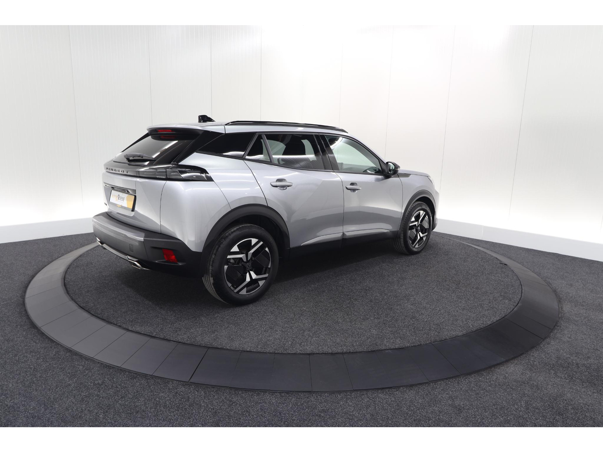 Peugeot 2008 PureTech 130 EAT8 Allure | Camera | Navigatie | Parkeersensoren | Apple Carplay