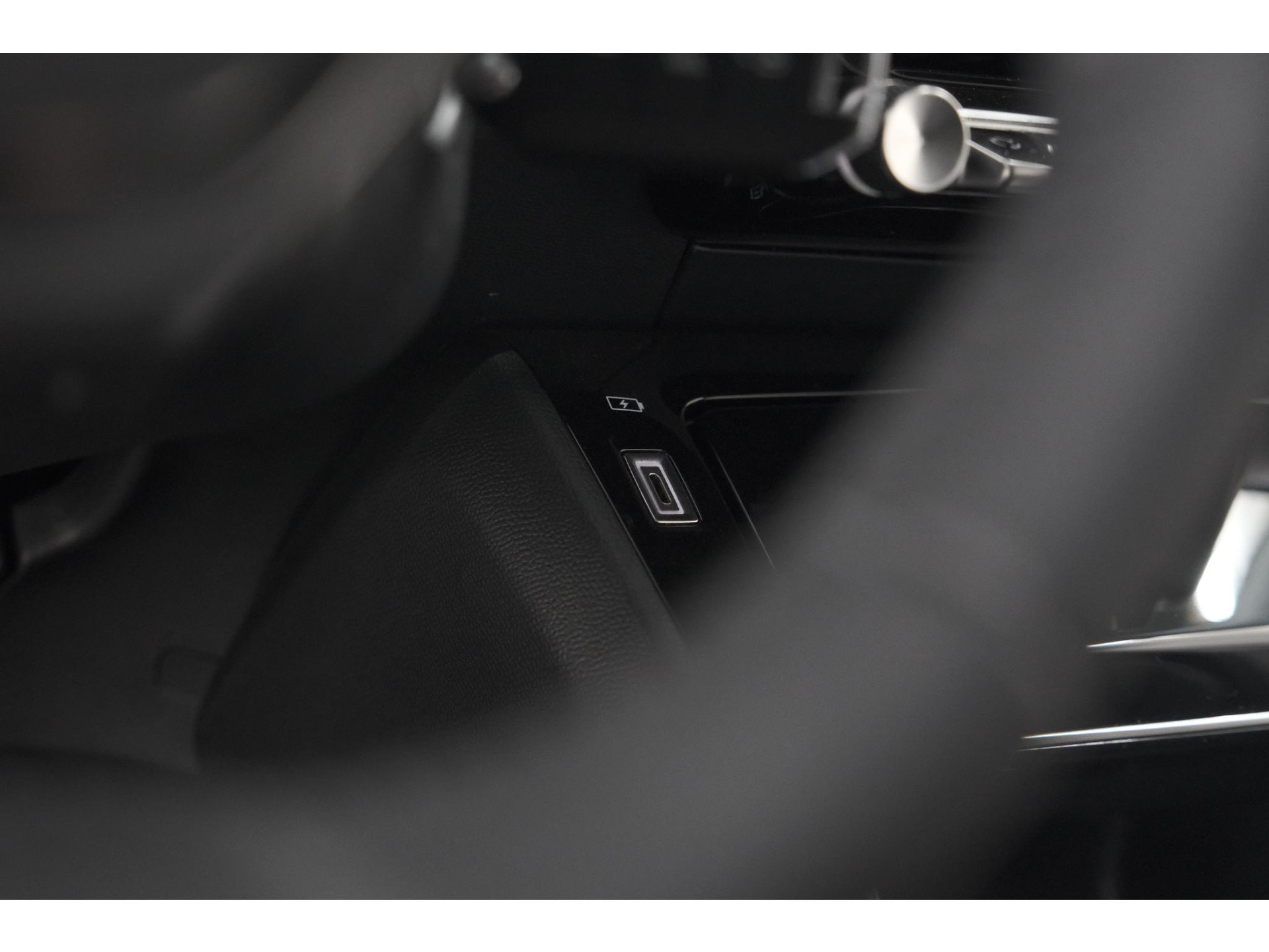 Peugeot 208 PureTech 100 Allure | 360 Camera | Dodehoekdetectie | Apple Carplay