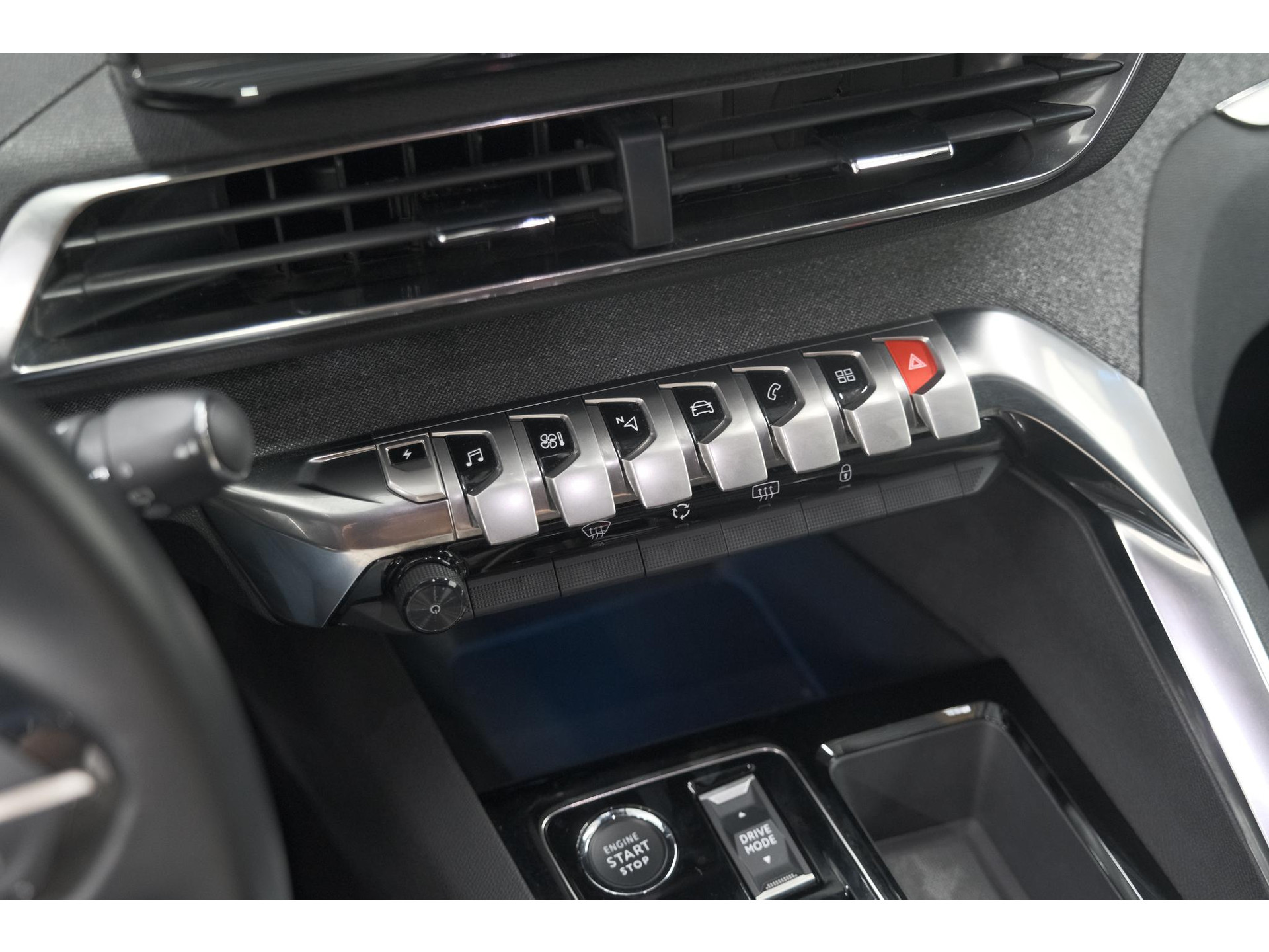 Peugeot 3008 1.6 Plug-in HYbrid 225 Allure | Camera | Dodehoekdetectie | Navigatie | Apple Carplay