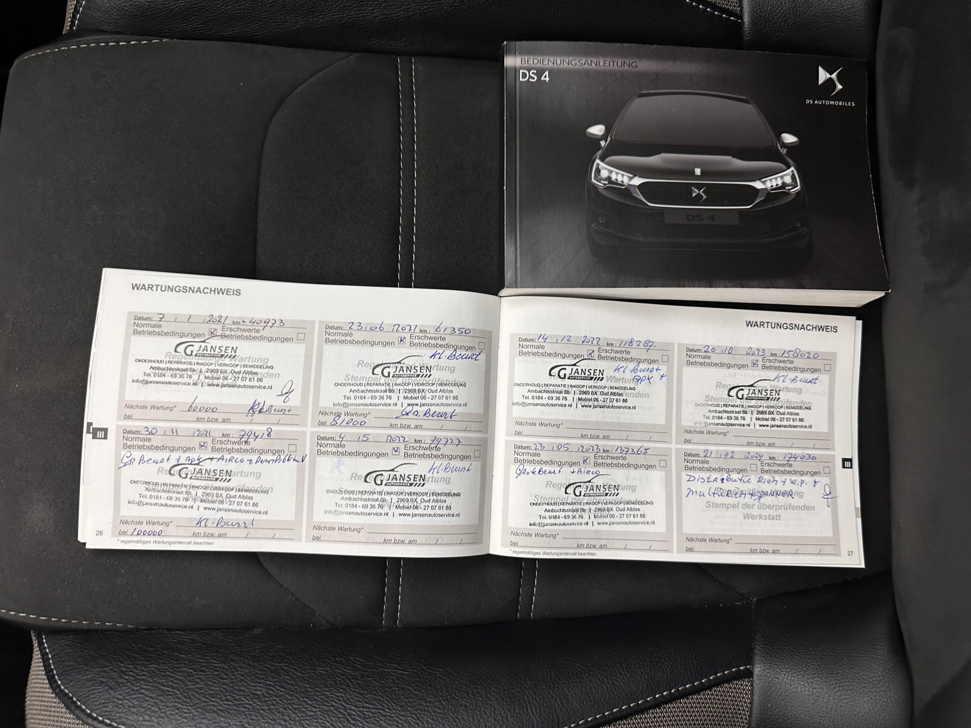 DS 4 1.6 BlueHDi Chic *PANO-WINDOW | FULL-LED | LEATHER-ALCANTARA | HEATED-COMFORTSEATS | NAVI-FULLMAP | DAB | CAMERA | PRIVACYGLASS | ECC | PDC | CRUISE | KEYLESS | TOWBAR | 16''ALU*