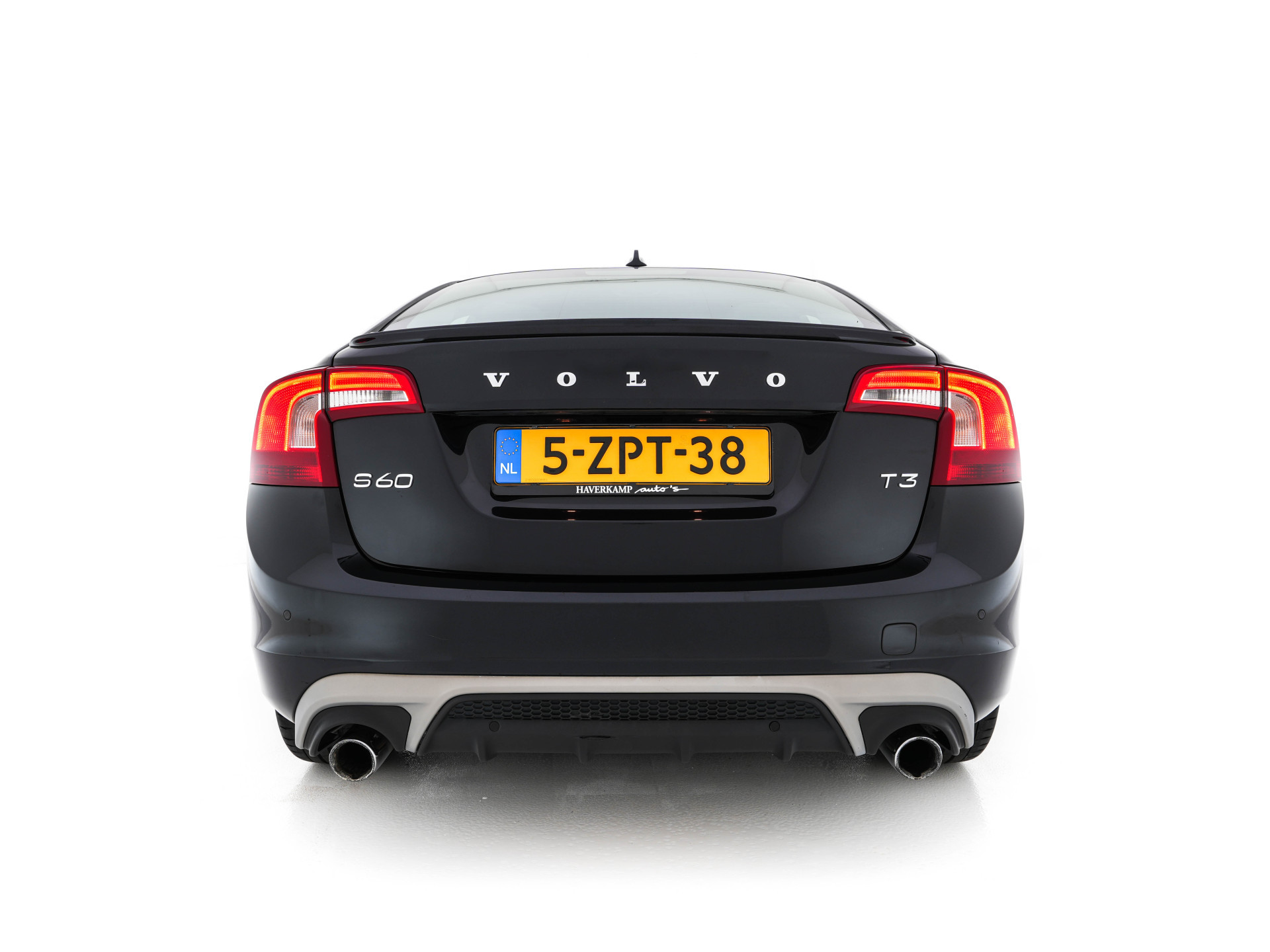 Volvo S60 1.6 T3 R-Design Summum Aut. *LEATHER-MICROFIBRE | NAVI-FULLMAP | SPORT-SEATS | ECC | PDC | CRUISE | 18''ALU*