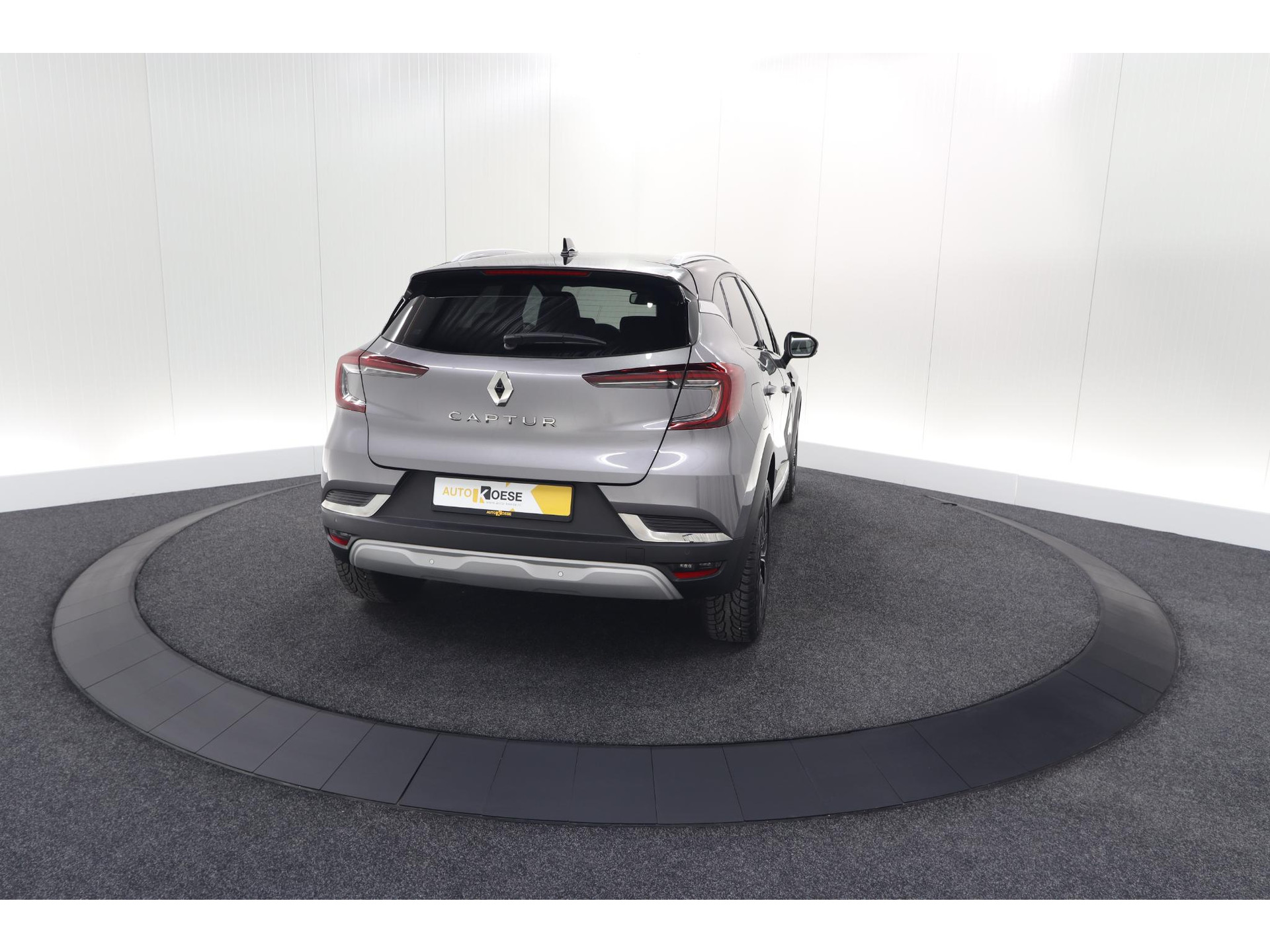 Renault Captur Mild Hybrid 140 EDC Techno | Camera | 9.3 Inch Scherm | Apple Carplay | Parkeersensoren | Allseason Banden | Stoelverwarming