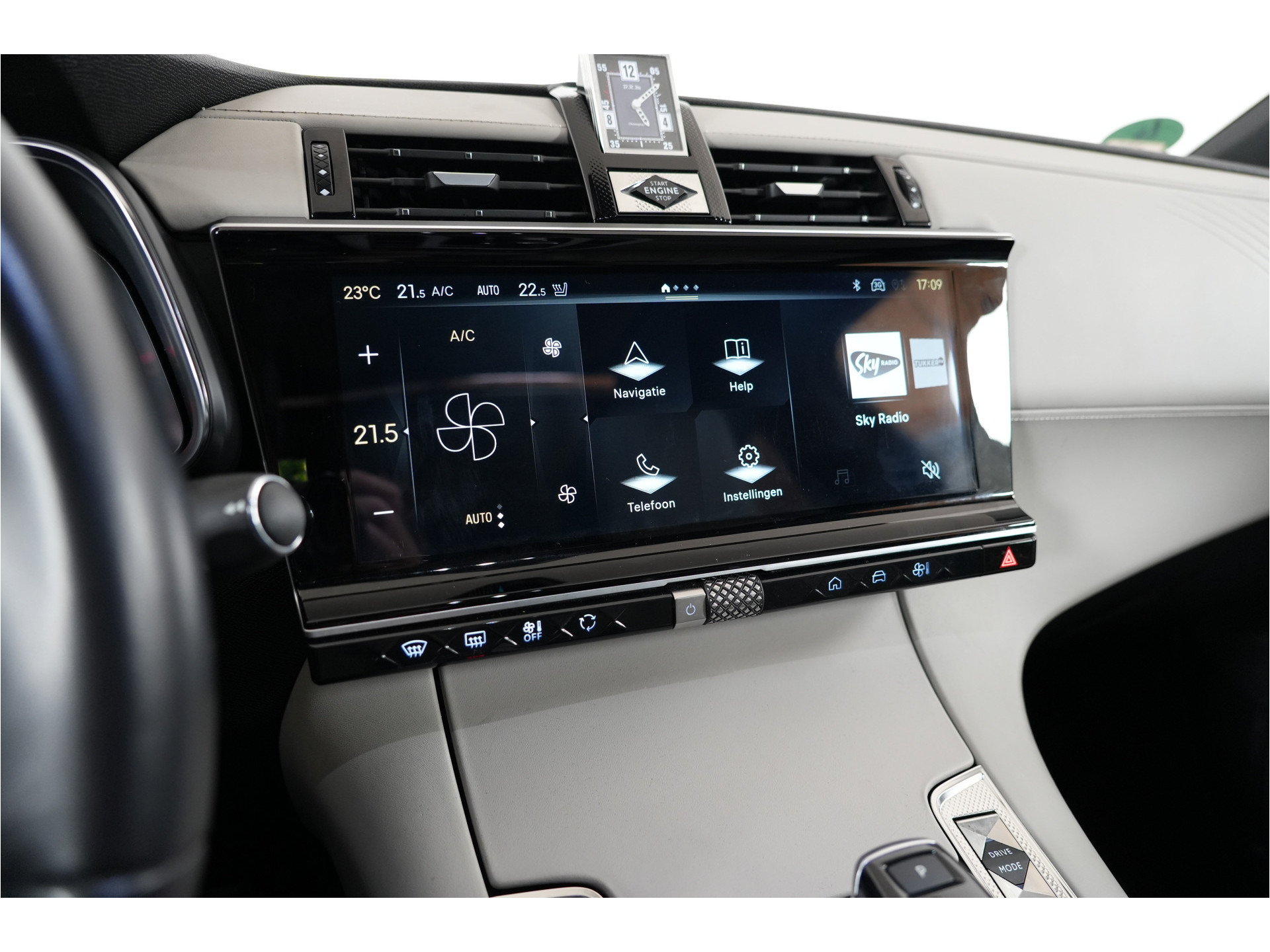 DS 7 E-Tense 4x4 La Première 360 pk PHEV | SOH 96% | Pano | Massage | Nachtzicht | Focal | 360° Cam | Nappa |