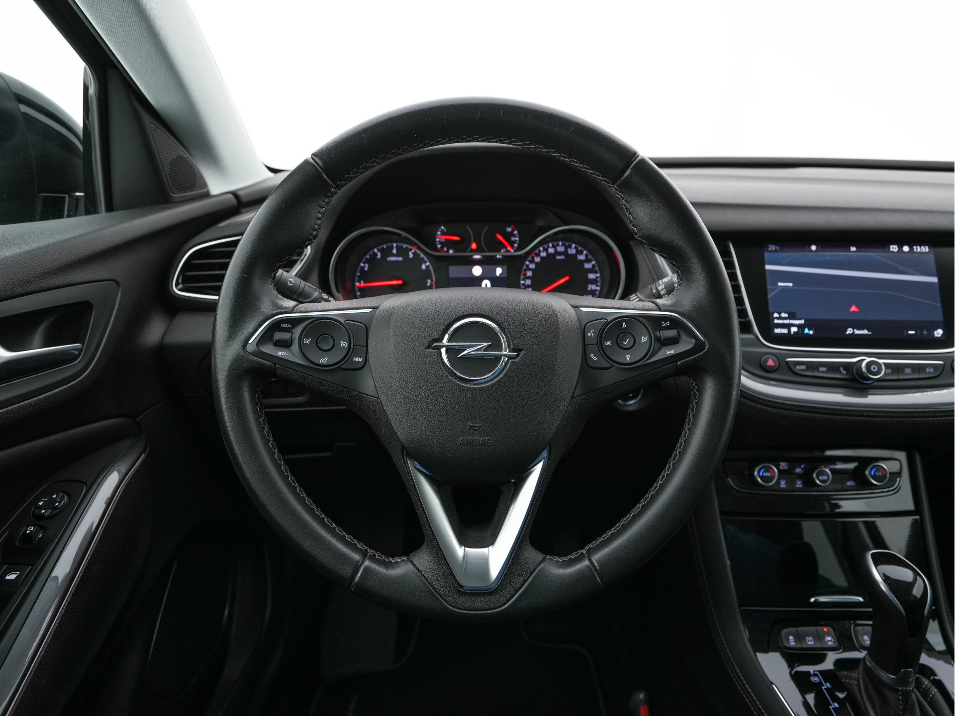 Opel Grandland X 1.2 Turbo Business Executive (INCL-BTW) Aut. *LEATHER-MICORFIBRE | FULL-LED | NAVI-FULLMAP | BLIND-SPOT | KEYLESS | CAMERA | SPORT-SEATS | DAB+ | LANE-ASSIST | PRIVACY-GLASS | TOWBAR | 17''ALU*