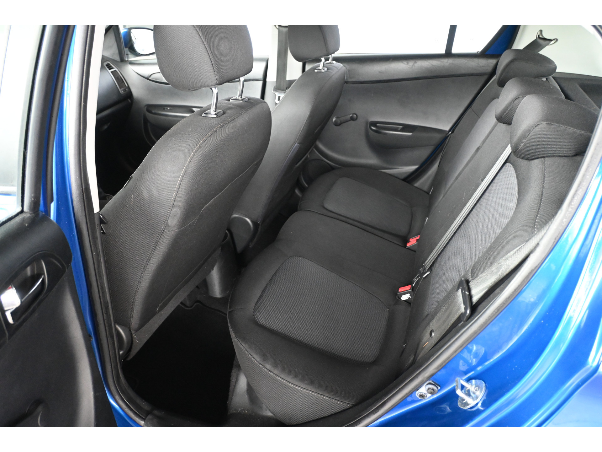 Hyundai i20 1.2i i-Motion LICHTE TIK IN MOTOR! TEKST LEZEN! Airco LED  Elektrisch Pakket! Trekhaak TEKST LEZEN! Inruil Mogelijk!