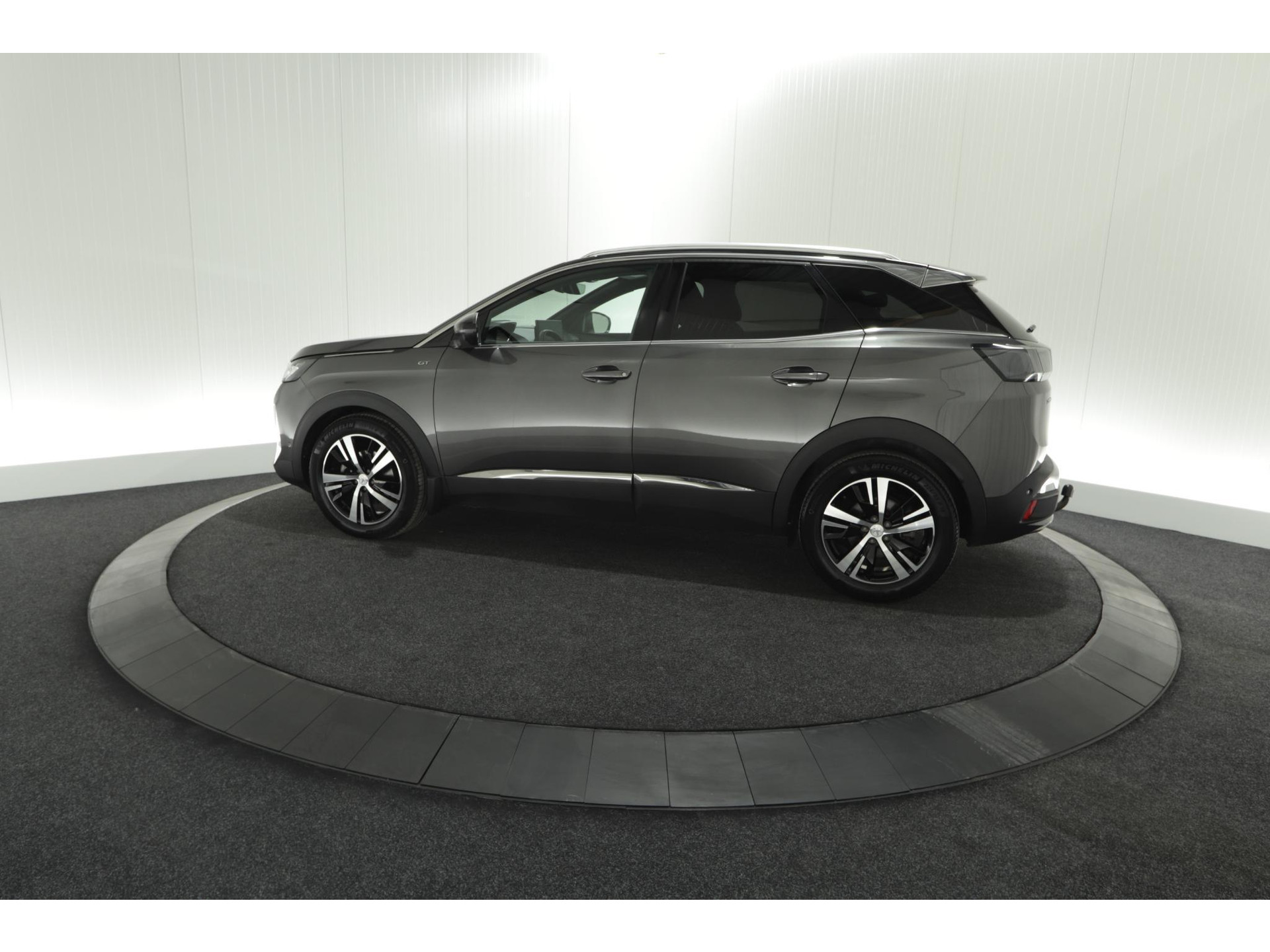 Peugeot 3008 1.6 PureTech 180 EAT8 GT | Trekhaak | Camera | Dodehoekdetectie | Navigatie