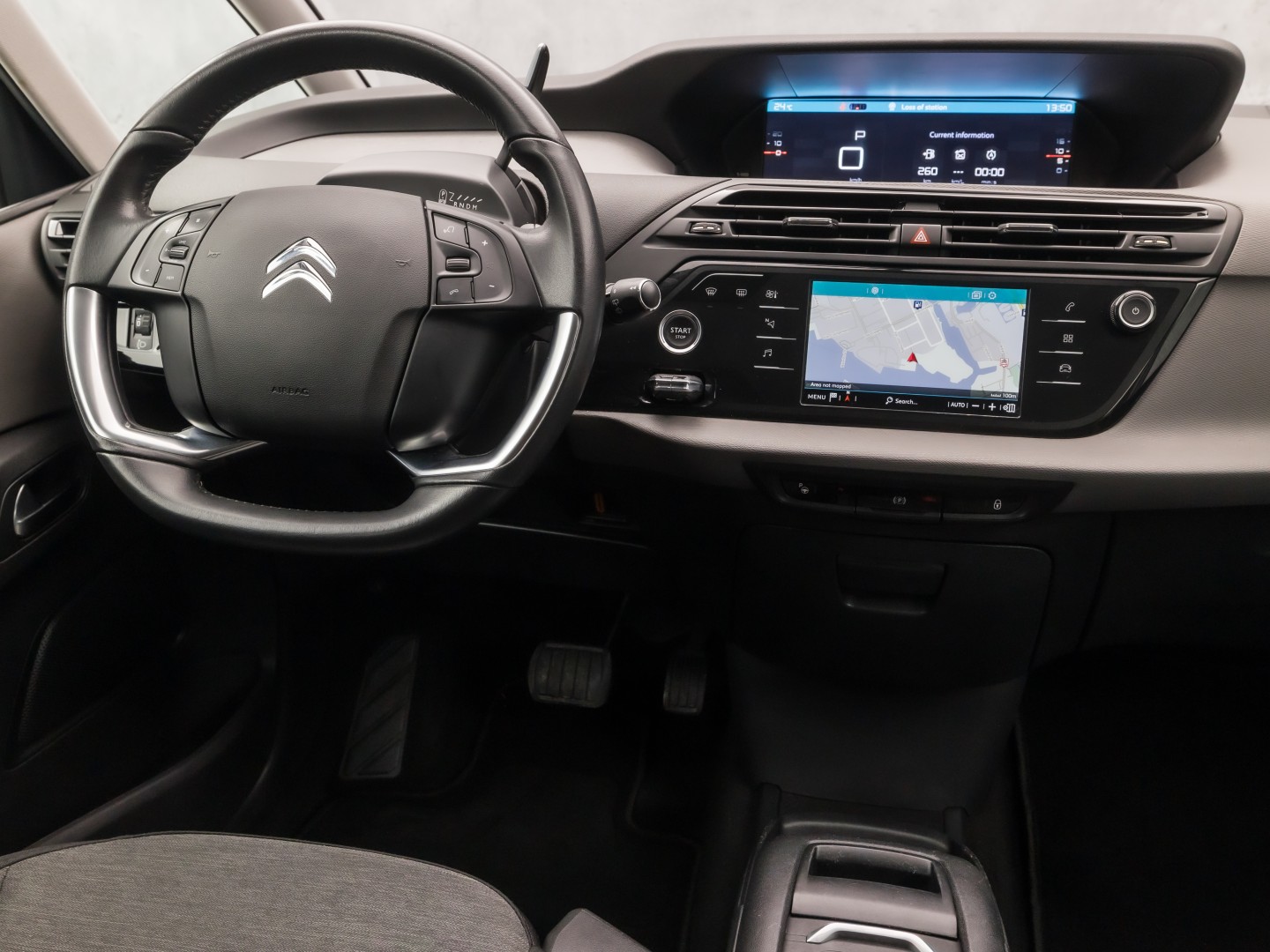 Citroën Grand C4 Picasso 1.2 PureTech Sport 7 Persoons Automaat (APPLE CARPLAY, GROOT NAVI, GETINT GLAS, TREKHAAK, SPORTSTOELEN, CAMERA, CRUISE, NIEUWE APK, NIEUWSTAAT)