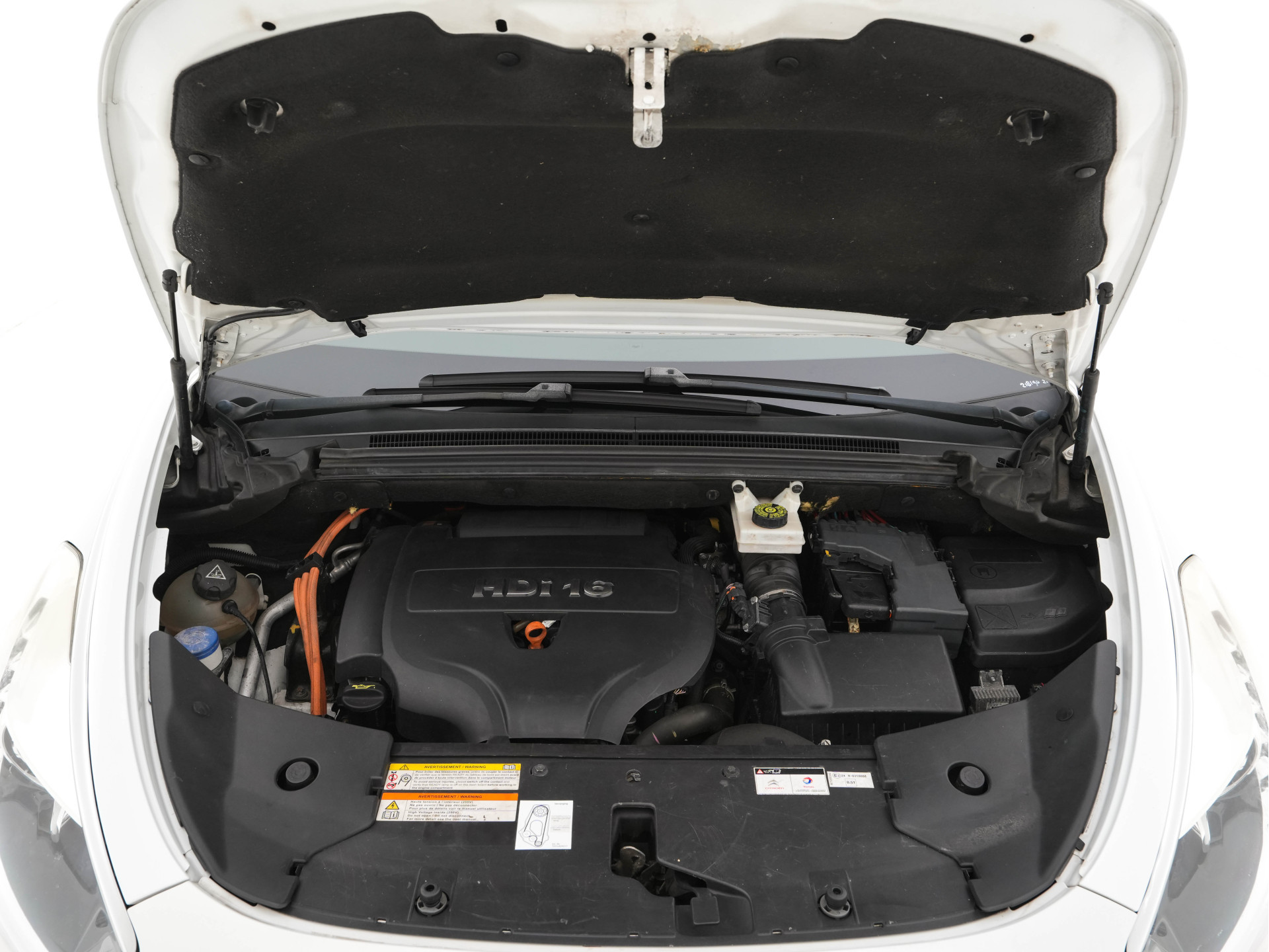 Citroën DS5 2.0 Hybrid4 Business Executive Aut. *PANO | TWO-TONE-LEATHER | MEMORY-PACK | NAVI-FULLMAP | XENON | KEYLESS | CAMERA | HEAD-UP | MASSAGE-SEAT | CRUISE | SPORT-SEATS | 17"ALU*