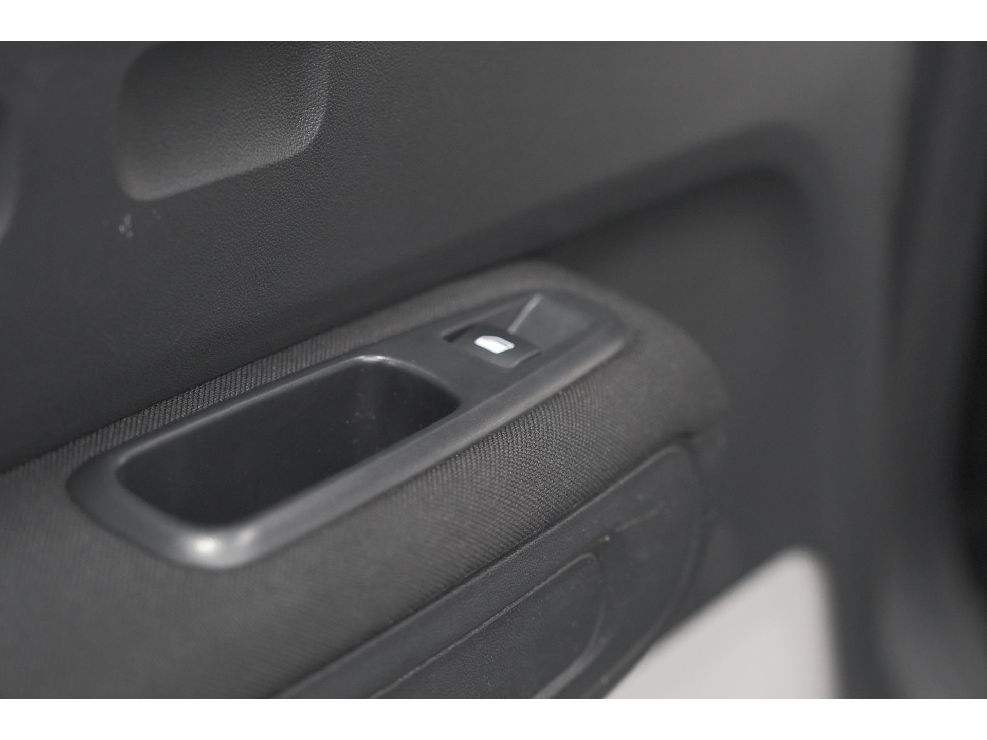 Citroen C3 PureTech 110 Max | Keyless entry/start | Camera | Navigatie | Parkeersensoren | Apple Carplay