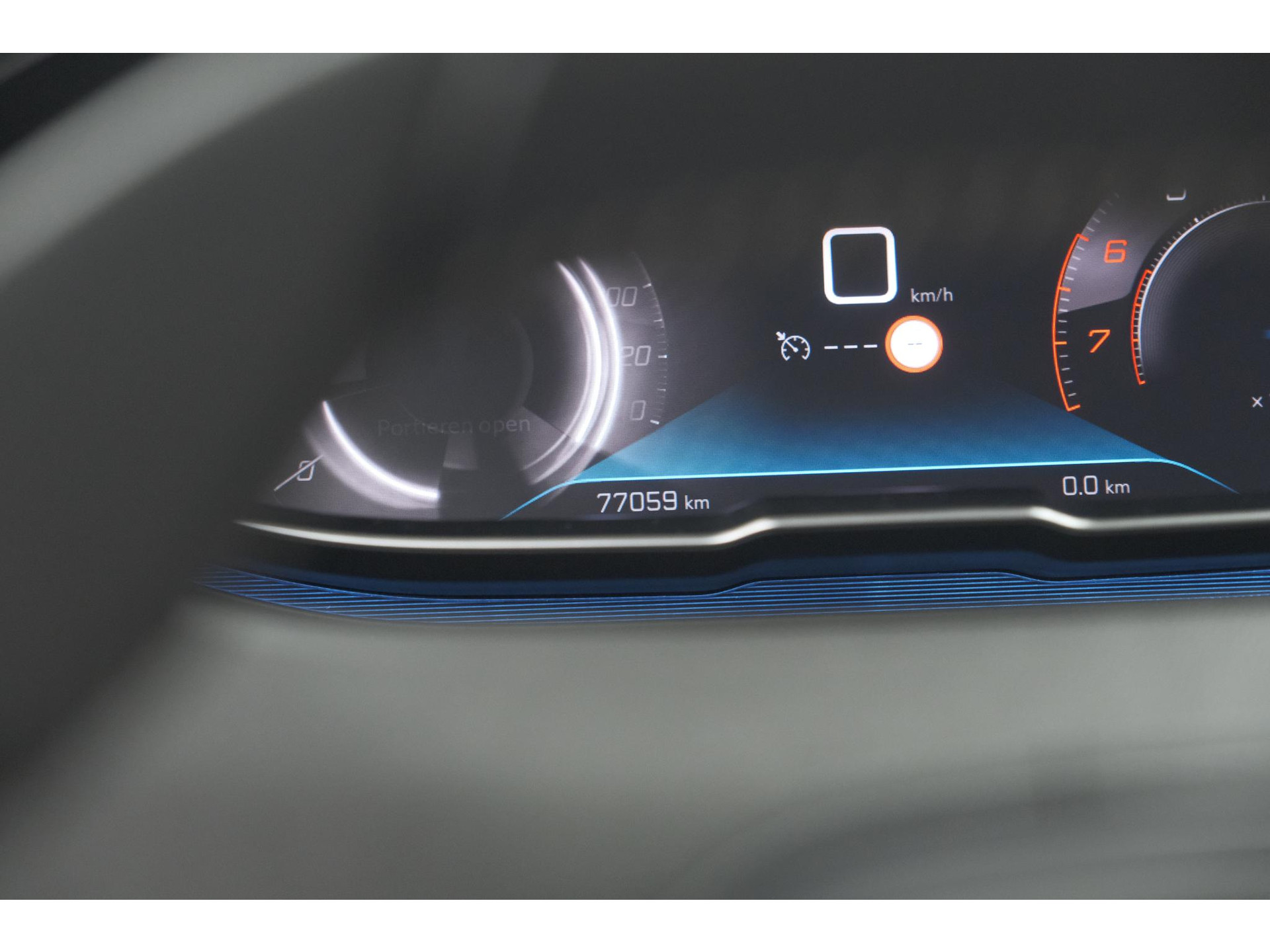Peugeot 5008 PureTech 130 EAT8 Active Pack | 7 Zitplaatsen | Apple Carplay | Parkeersensoren | Navigatie