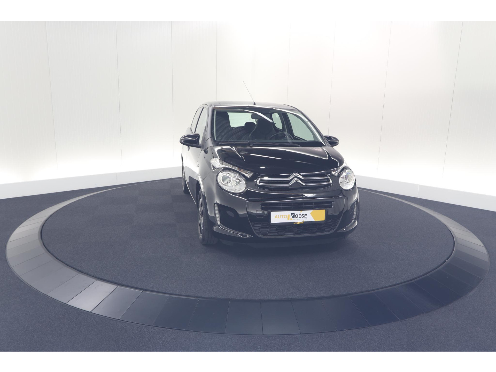 Citroen C1 1.0 VTi Shine | Automaat | Stoelverwarming | Camera | Lederen bekleding