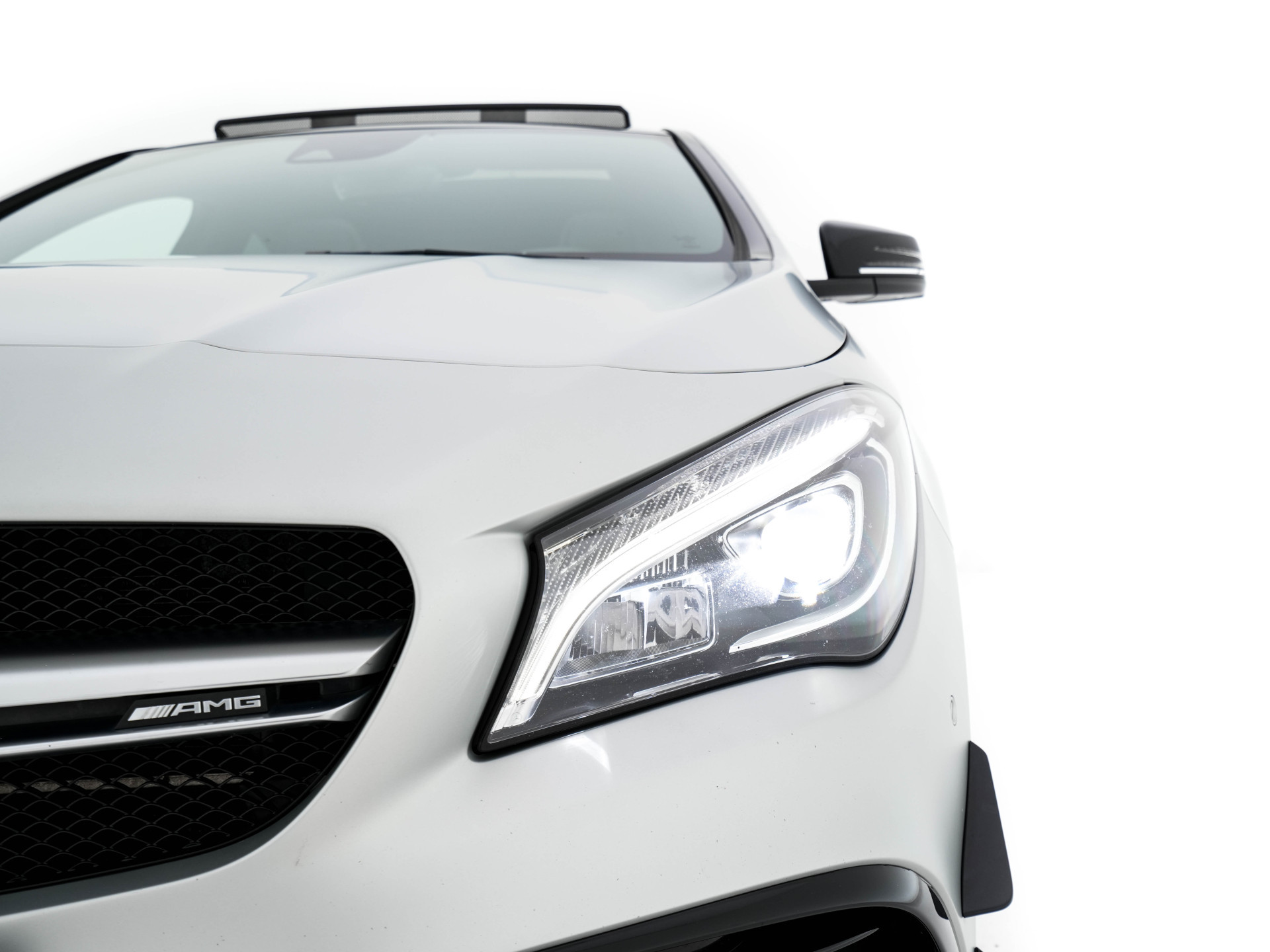 Mercedes-Benz CLA-klasse AMG 45 4MATIC Ambition Aut. *PANO | AMG-AERO-PACK | RECARO-SPORTSEATS | MICROFIBRE | FULL-LED | MEMORY-PACK | HARMAN/KARDON-SURROUD | KEYLESS | HEATED-SEATS | NAVI-FULLMAP | SHIFT-PADDLES | 19''ALU*