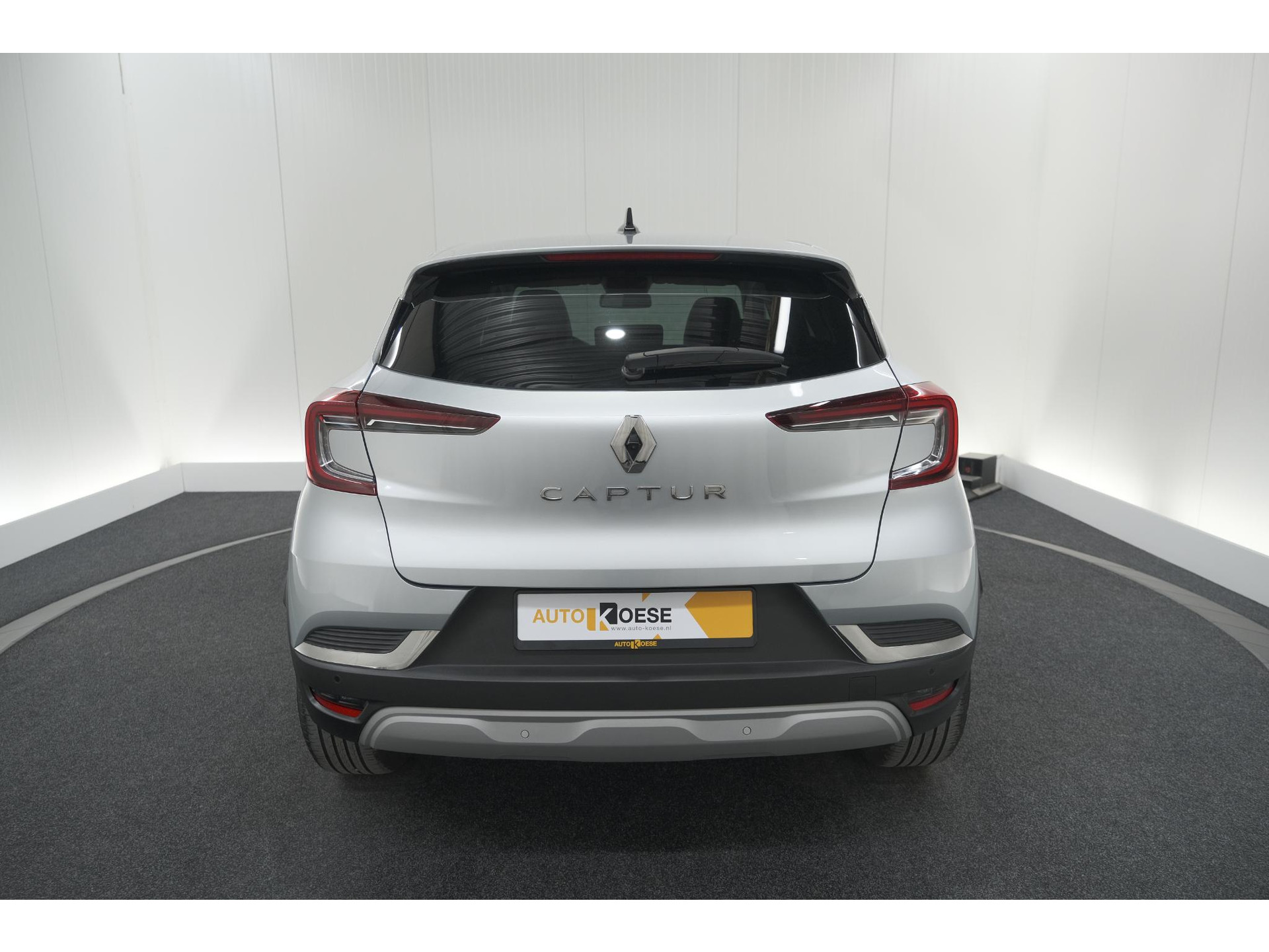 Renault Captur Mild Hybrid 140 EDC Techno | Camera | 9.3 Inch Groot Scherm | Stoelverwarming | Apple Carplay