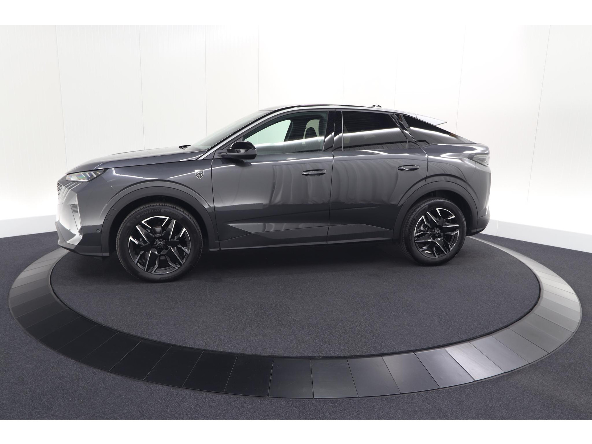 Peugeot 3008 1.2 Hybrid 136 GT | 360 Camera | Adaptieve Cruise Control | Stoelen Pakket | Elektrische Kofferklep