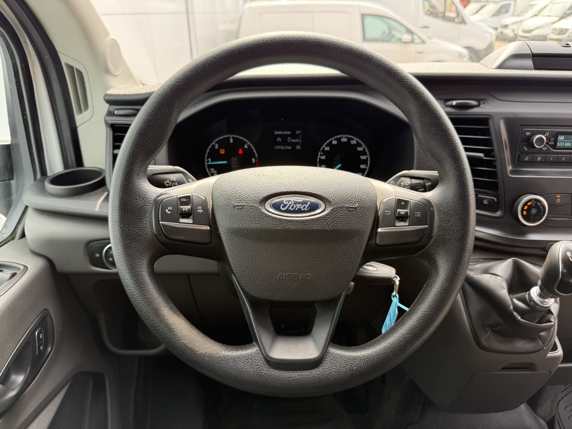 Ford Transit DC 2.0 TDCI L3H2 130PK 6-persoons Dubbele cabine L3H2 Trekhaak Parkeersensoren voor