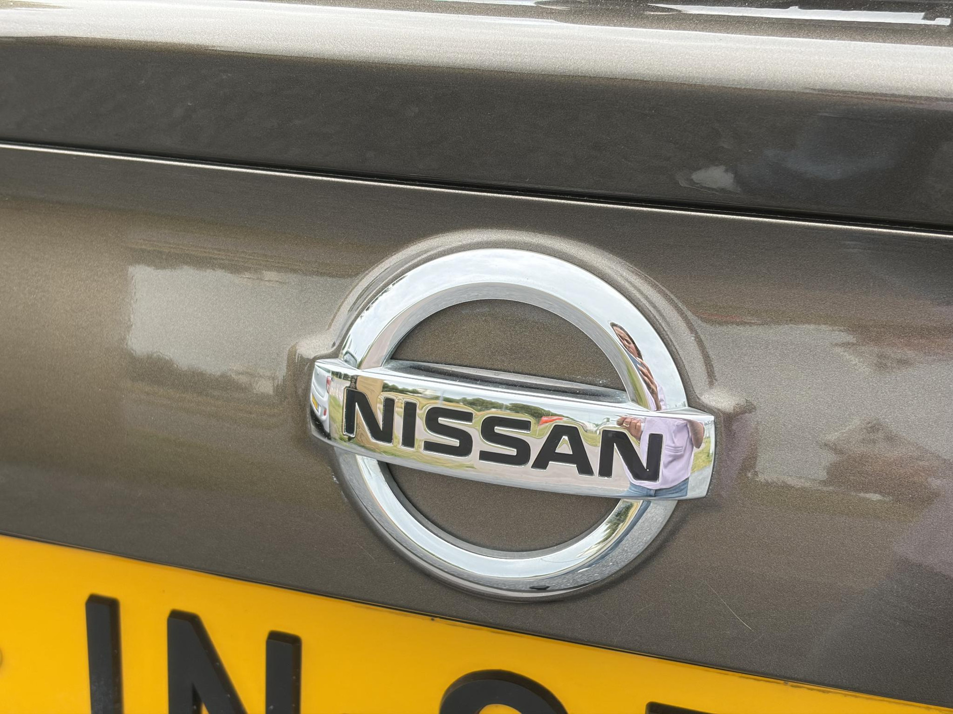 Nissan Qashqai 1.2 N-Connecta 360° Camera,Trekhaak,Navi,Pdc V+A,Keyless,6 Bak,Clima,Cruise,2e Eigenaar,115pk,Lm velgen,Apk tot 09-2027