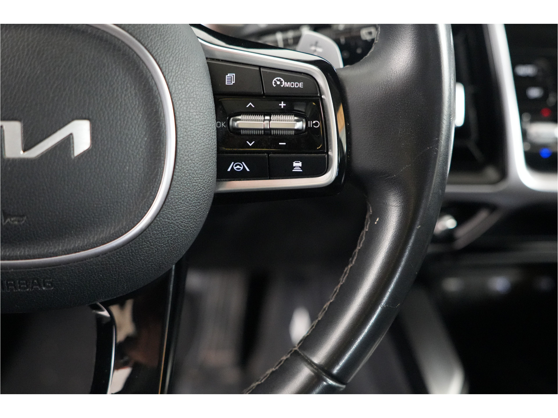 Kia Sorento 1.6 T-GDI 4WD 265 pk PHEV | SOH 100% | 7 pers | Navi | Apple/Android | Camera |
