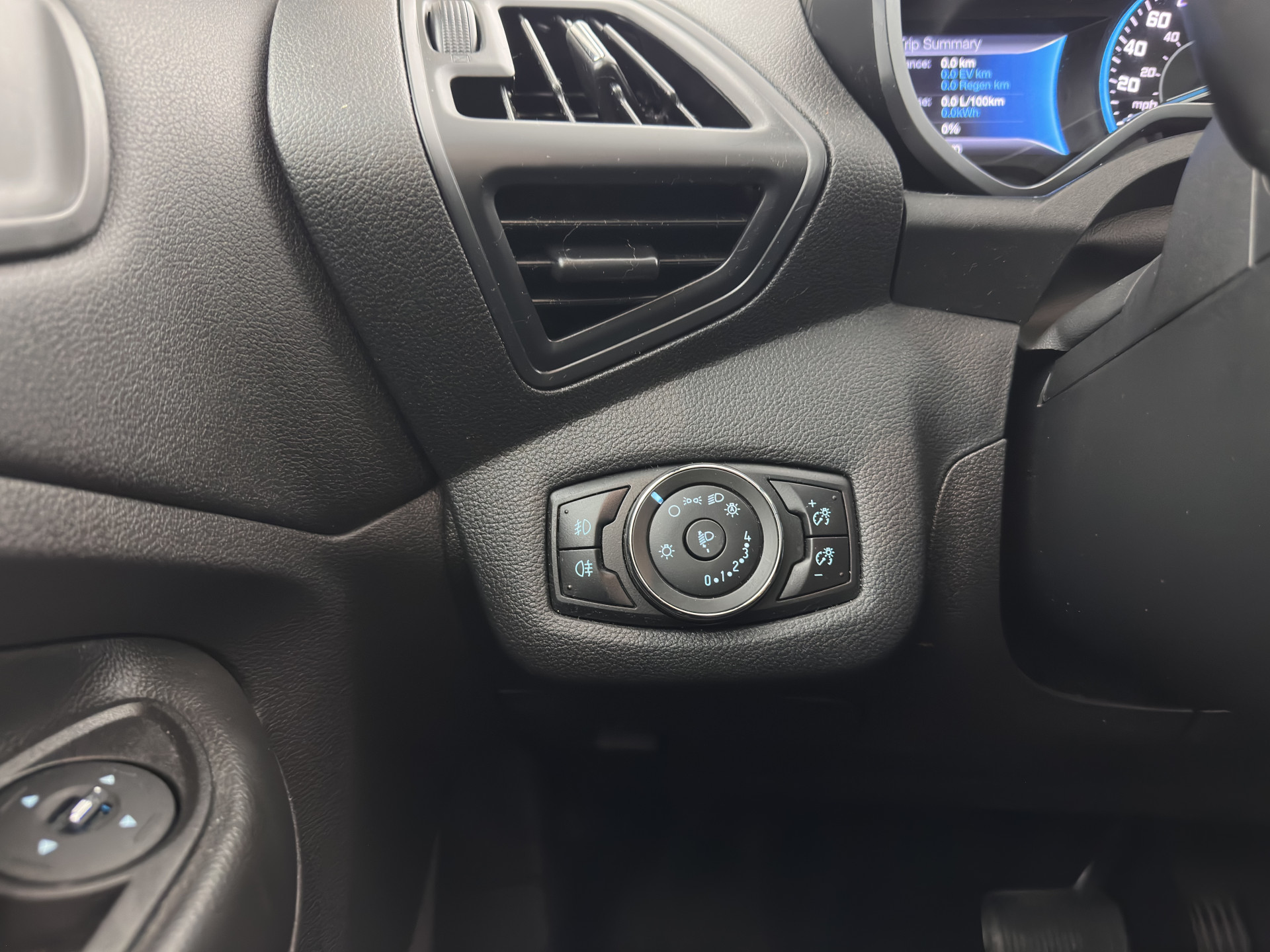 Ford C-Max 2.0 Plug-in Hybrid Titanium Plus (⚠️) Aut. *PANO | LEATHER | NAVI-FULLMAP | KEYLESS | CAMERA | COMFORT-SEATS | ECC | PDC | 17"ALU*