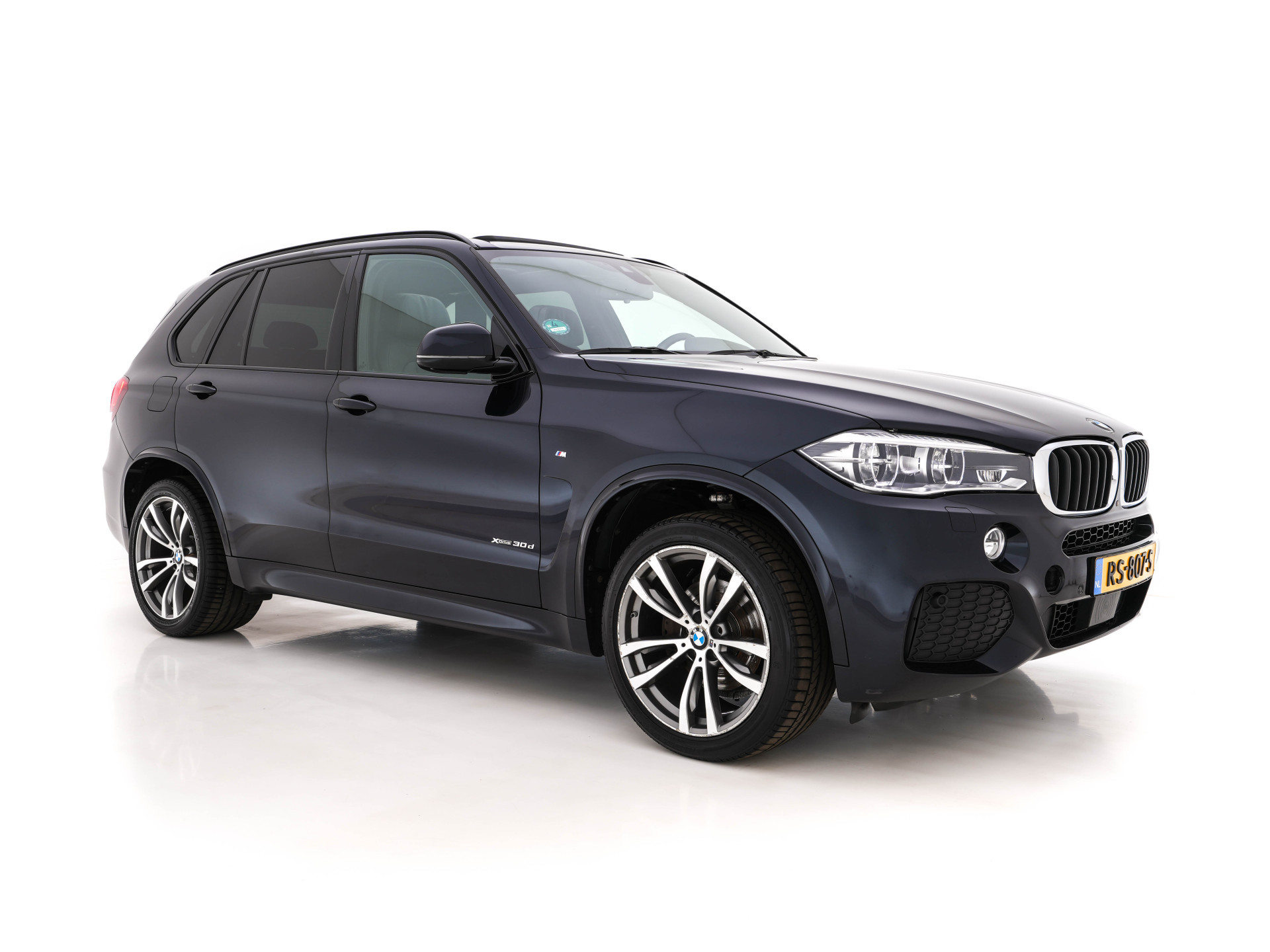 BMW X5 xDrive30d High Executive M-Sportpack Aut. *PANO | LUXURY-LEATHER | FULL-LED | HARMAN/KARDON-SURROUND | HEAD-UP | MEMORY-PACK | DIGI-COCKPIT | KEYLESS | CAMERA | NAVI-FULLMAP | AMBIENT-LIGHT | HEATED-COMFORT-SEATS | SHIFT-PADDLES