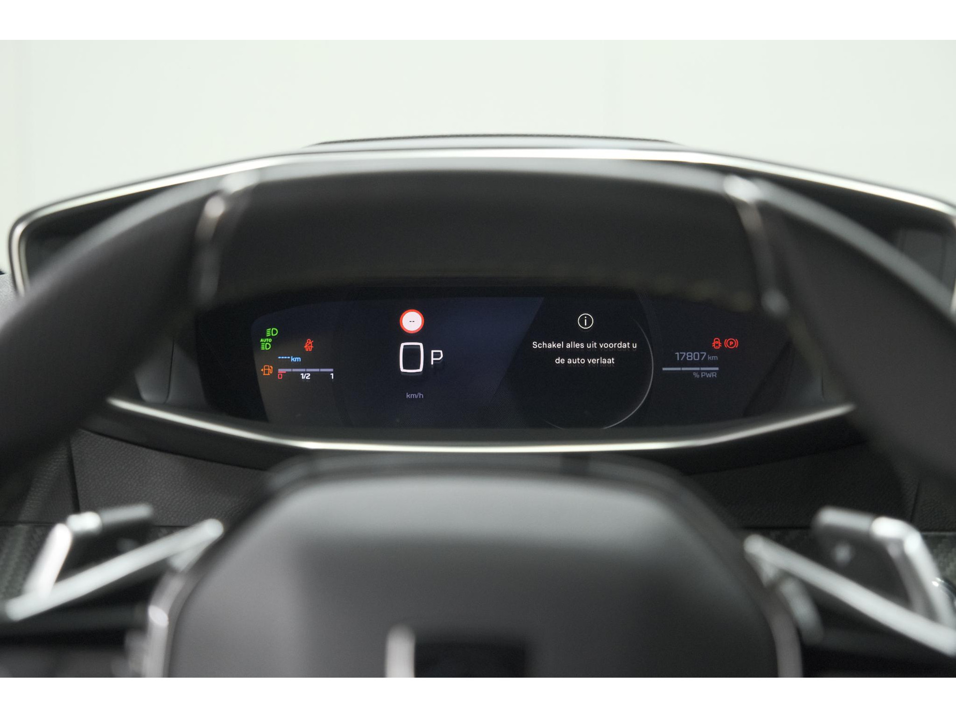 Peugeot 208 1.2 Hybrid 145 e-DCS6 GT | Alcantara Pakket | Camera | Apple Carplay | Stoelverwarming