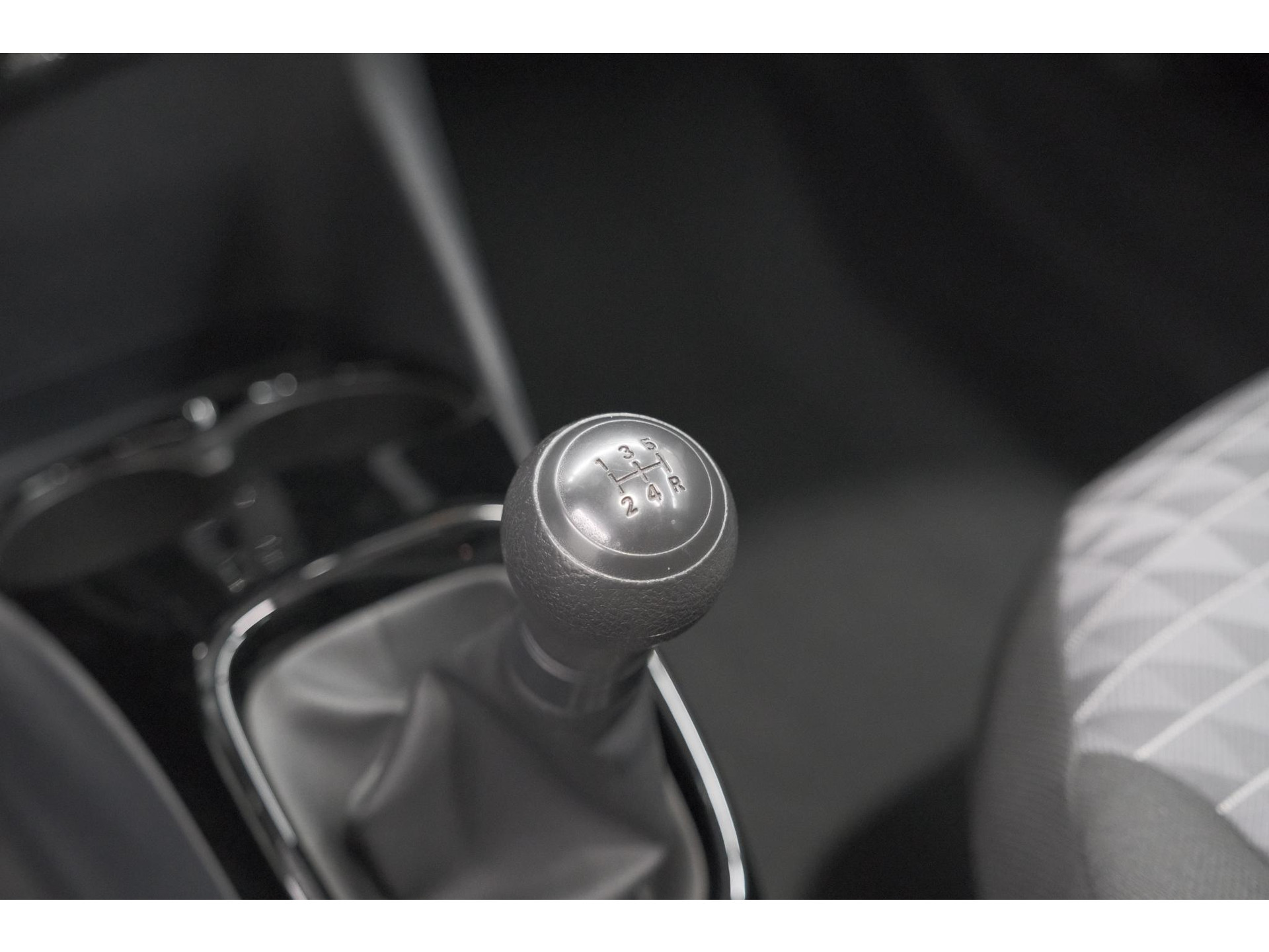 Peugeot 108 1.0 e-VTi Allure TOP! | Elektrisch Vouwdak | Camera | Navigatie | Climate Control