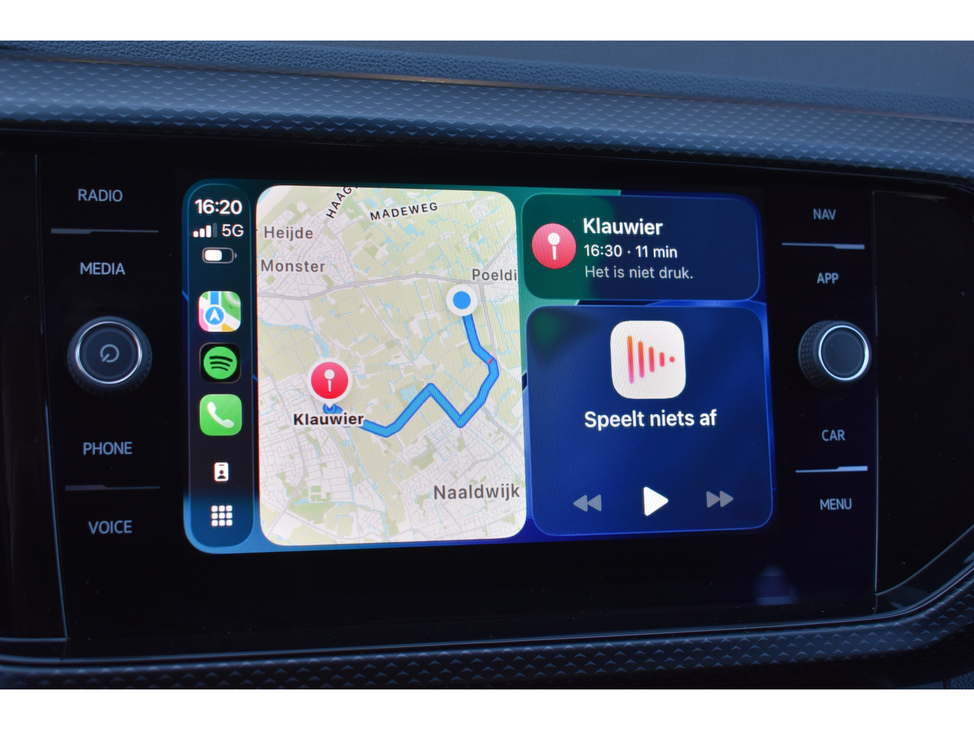 Volkswagen T-Cross 1.0 TSI Life Navigatie/CarPlay Automaat Stoelverwarming