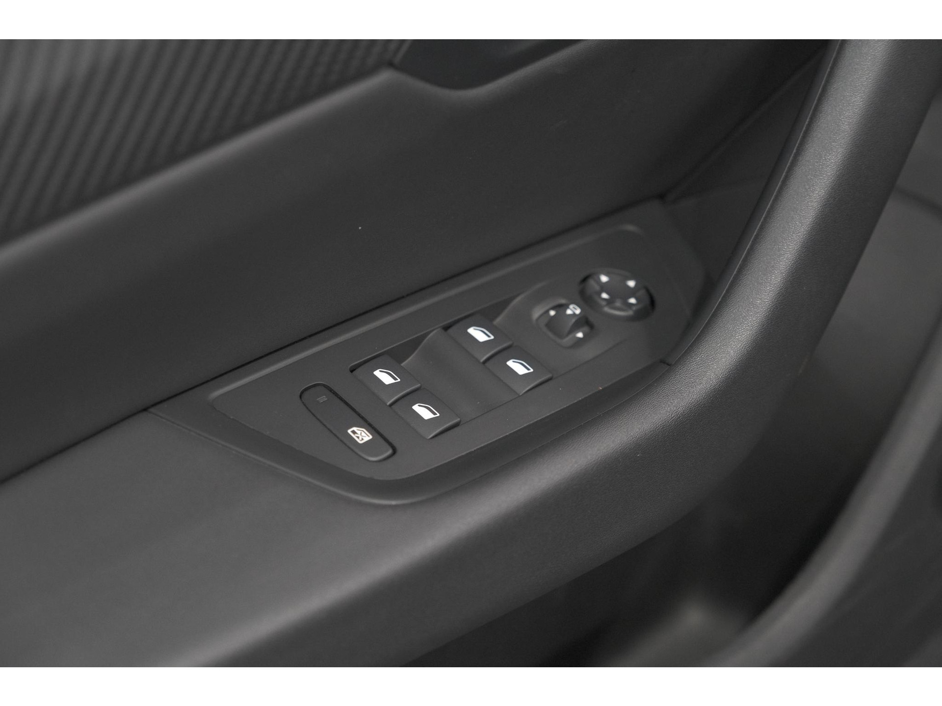 Peugeot 508 SW 1.6 HYbrid 225 Allure | Drive Assist Plus | Elektronische Kofferklep | Camera | Apple Carplay