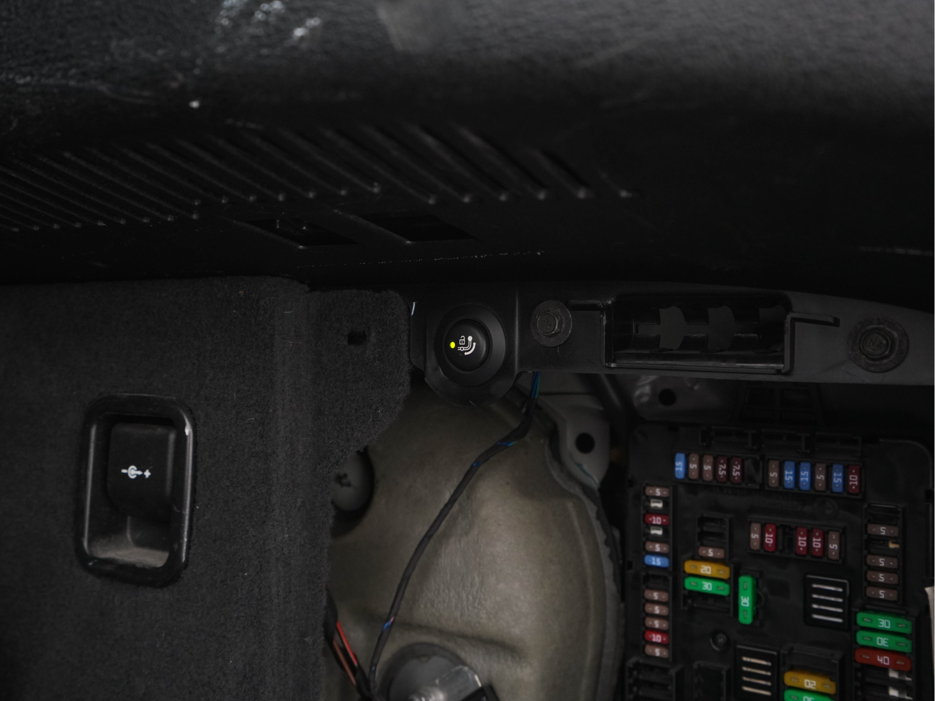 BMW X6 xDrive30d High Executive M-Sport-Pack Aut. *PANO |  FULL-LEATHER | BLIND-SPOT | FULL-LED | HARMAN/KARDON-AUDIO | ADAPTIVE-CRUISE | SHIFT-PADDLES | HEAD-UP | SURROUND-VIEW | MEMORY-PACK | NAVI-FULLMAP | KEYLESS | ECC | PDC | 20''A