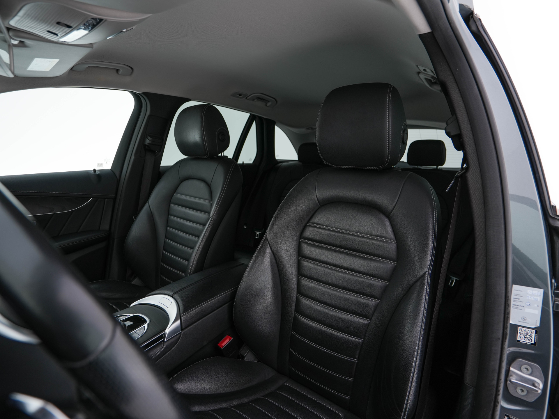 Mercedes-Benz GLC-klasse 350e 4MATIC Premium Plus Plug-in Aut. *LEATHER | FULL-LED | BLIND-SPOT | HEATED-SPORTSEATS | CAMERA | KEYLESS | AIR-SUSPENSION | ADAPTIVE-CRUISE | PRIVACY-GLASS | NAVI-FULLMAP | 20''ALU*