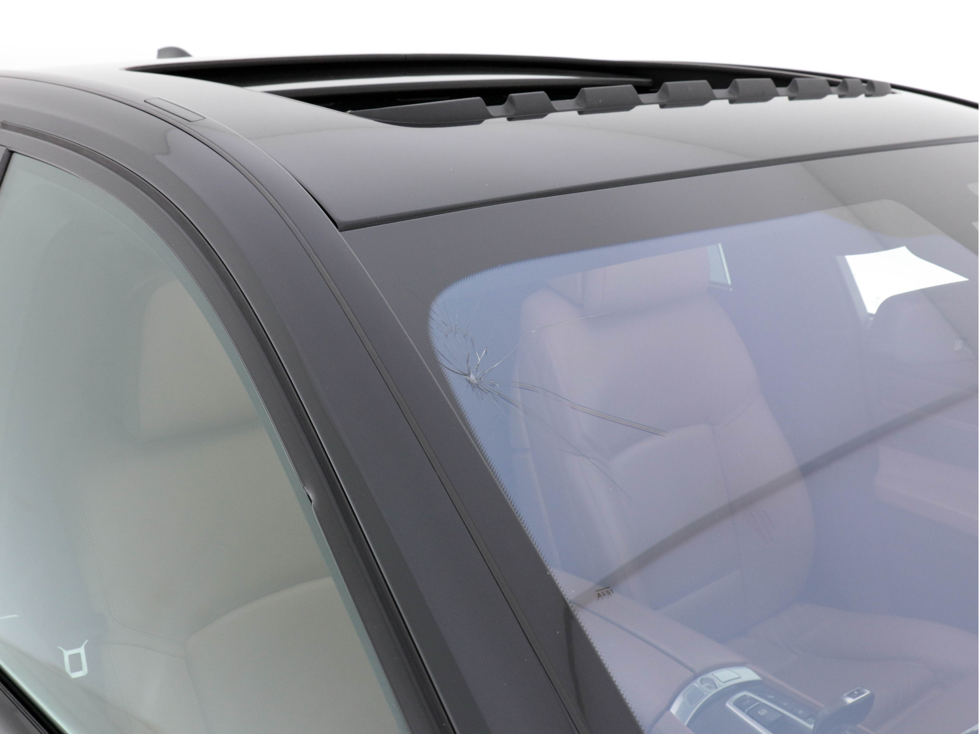 BMW 7-serie 740d xDrive M-Sport Aut. *PANO | LEATHER | FULL-LED | SURROUND-VIEW | NAVI-FULLMAP | SOFT-CLOSE | HEAD-UP | HARMAN/KARDON-AUDIO | KEYLESS | CRUISE | HEATED-SPORTSEATS | LANE-ASSIST | MEMORY-PACK | TOWBAR