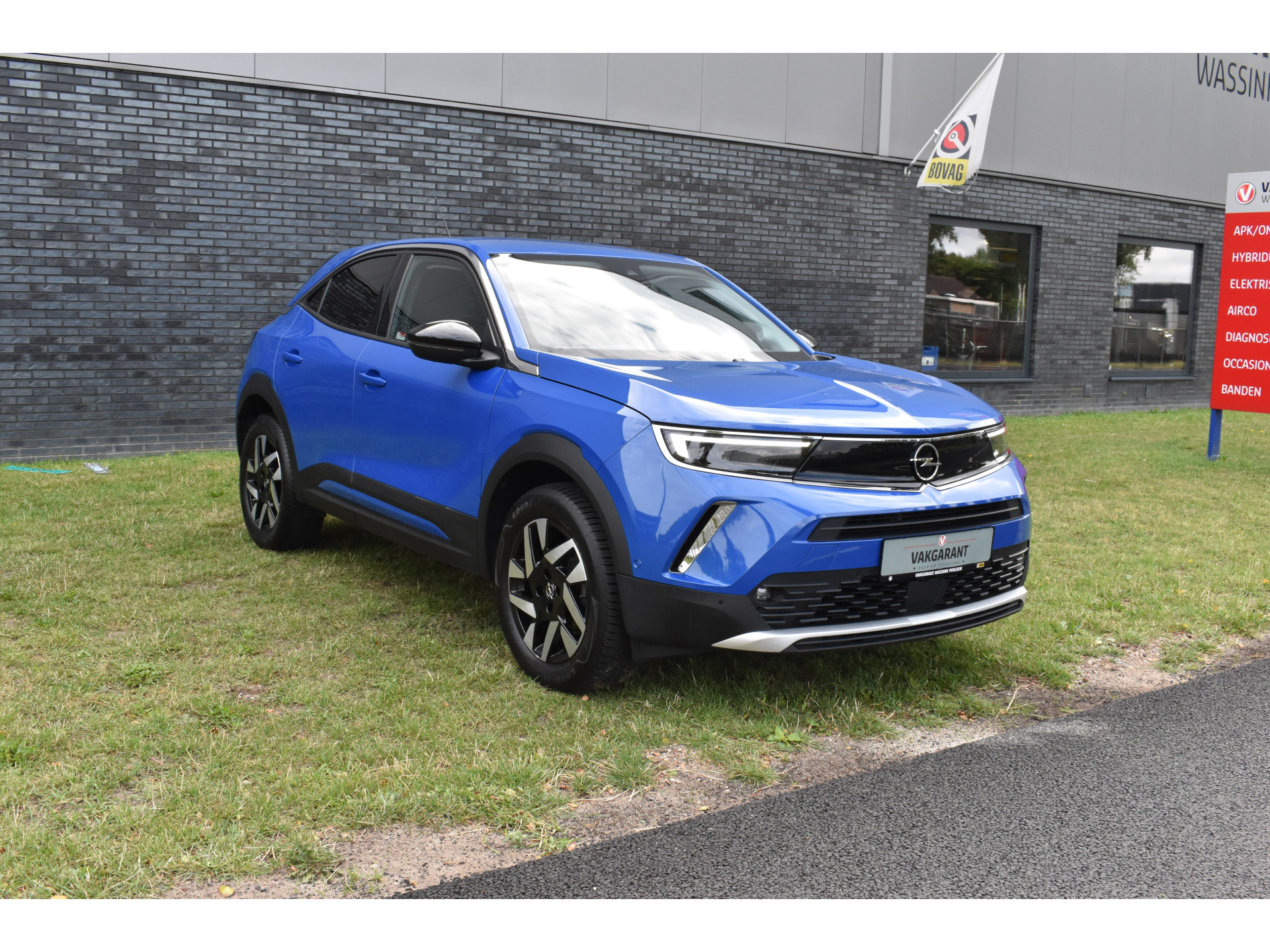 Opel Mokka 1.2 Turbo Elegance Automaat Navi/Carplay Stoelverwarming Juni 2023