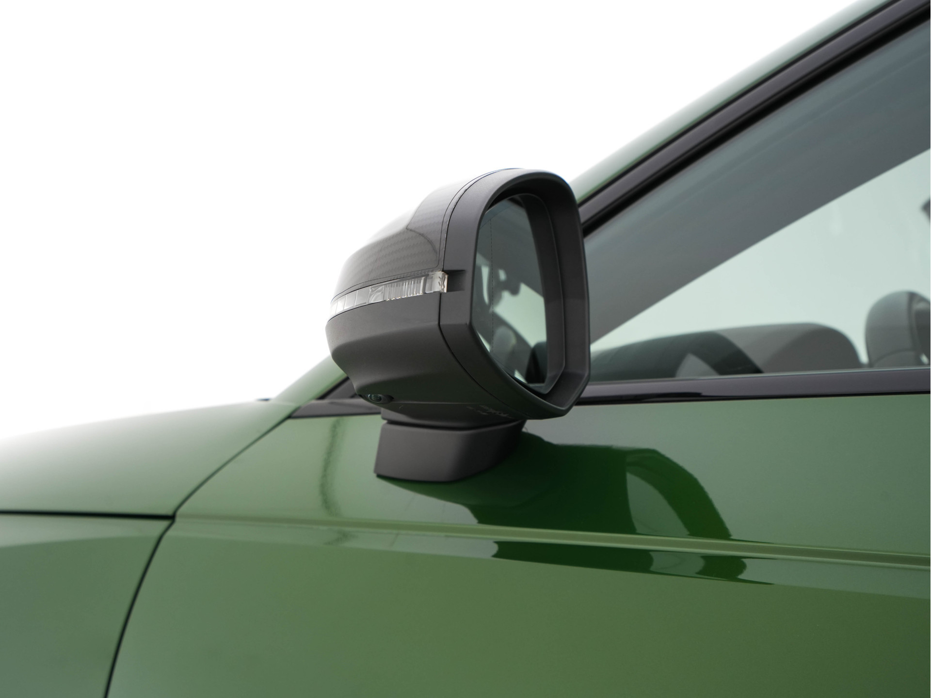 Audi RS4 2.9 TFSI quattro *MILLTEK | KERAMIK | APPLE-CARPLAY | PPF | ABT | B&O | 360-CAMERA | PANO | CARBON-PACK | HUD | SONOMA-GREEN | DEALER-AUTO*