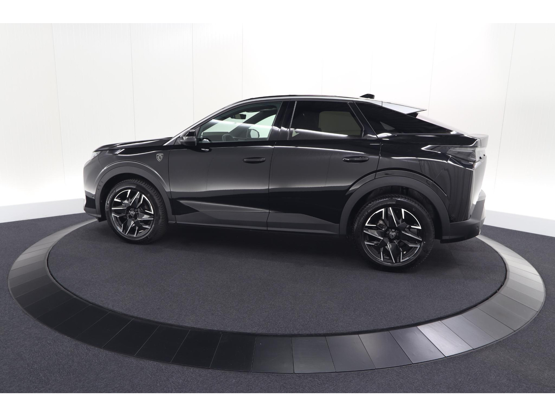 Peugeot 3008 1.2 Hybrid 145 GT | 360 Camera | Adaptieve Cruise Control | Stoelen Pakket | Elektrische Kofferklep
