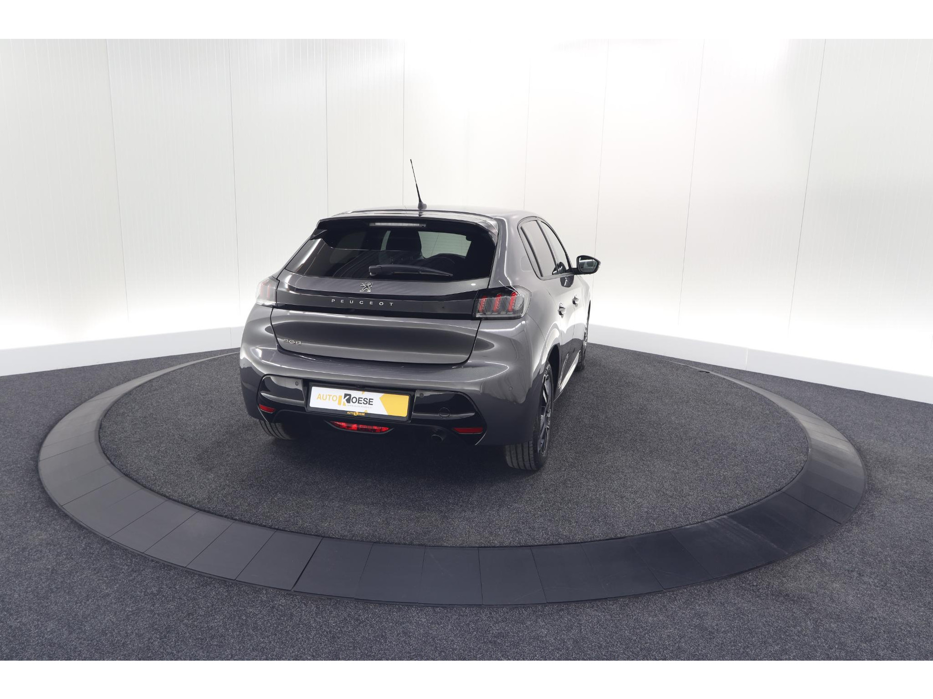 Peugeot 208 PureTech 100 Allure Pack | Camera | Apple Carplay | Stoelverwarming | Parkeersensoren