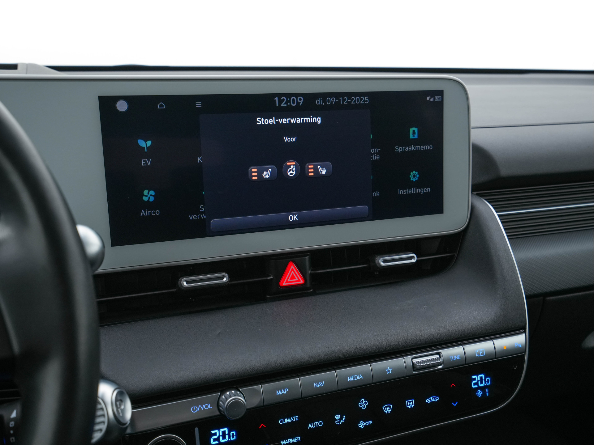 Hyundai IONIQ 5 Connect+ AWD 77.4 kWh [3-FASE]  { SOH-92% } (INCL-BTW) Aut.* HEATPUMP | LEATHER | BOSE-AUDIO | FULL-LED | DIGI-COCKPIT | AMBIENT-LIGHT | DAB | SHIFT-PADDLES | HEAD-UP | NAVI-FULLMAP | KEYLESS | CAMERA | HEATED-COMFORTSEATS | ...