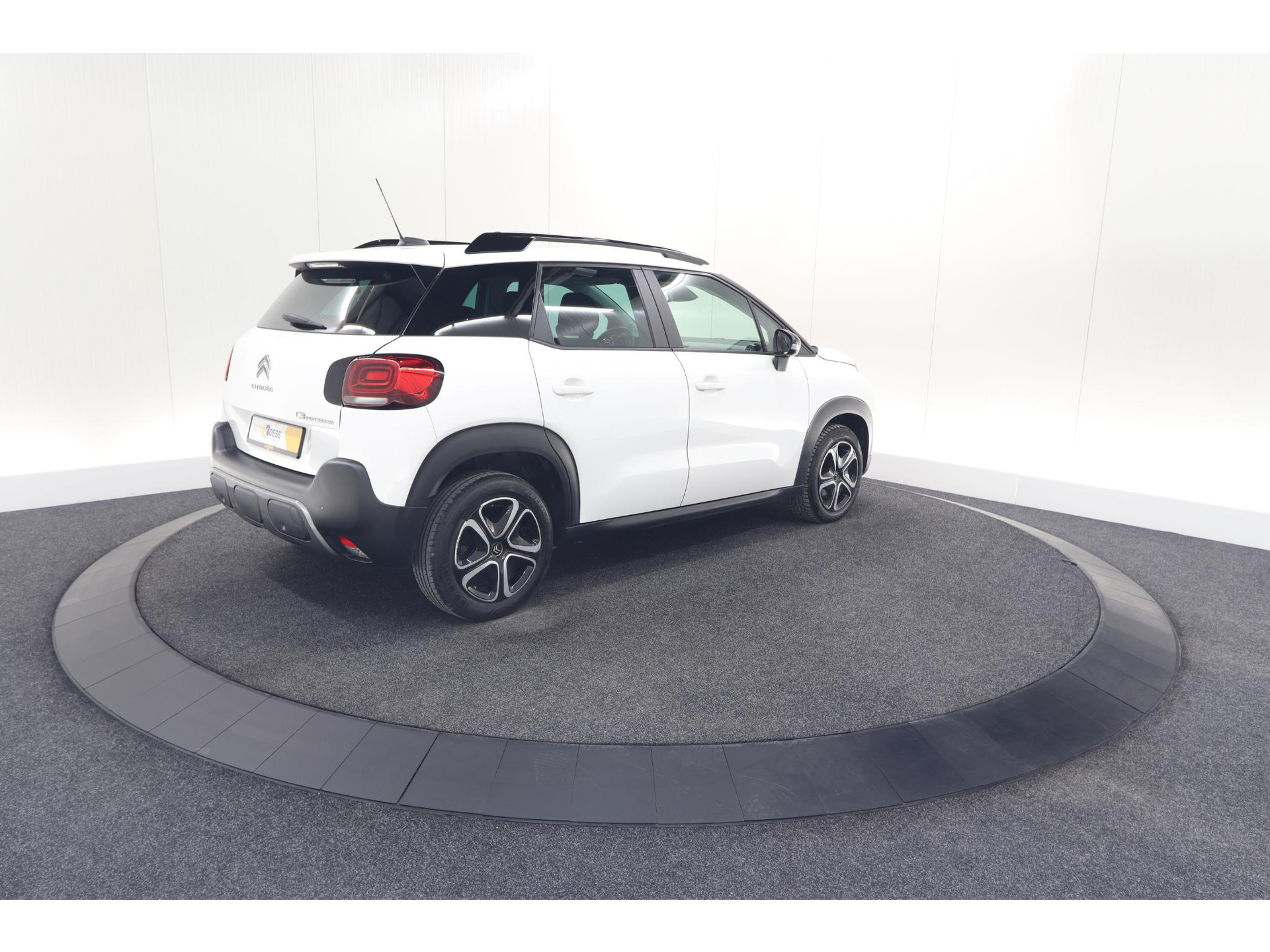 Citroen C3 Aircross PureTech 110 Feel | Navigatie | Parkeersensoren | Climate Control | Apple Carplay