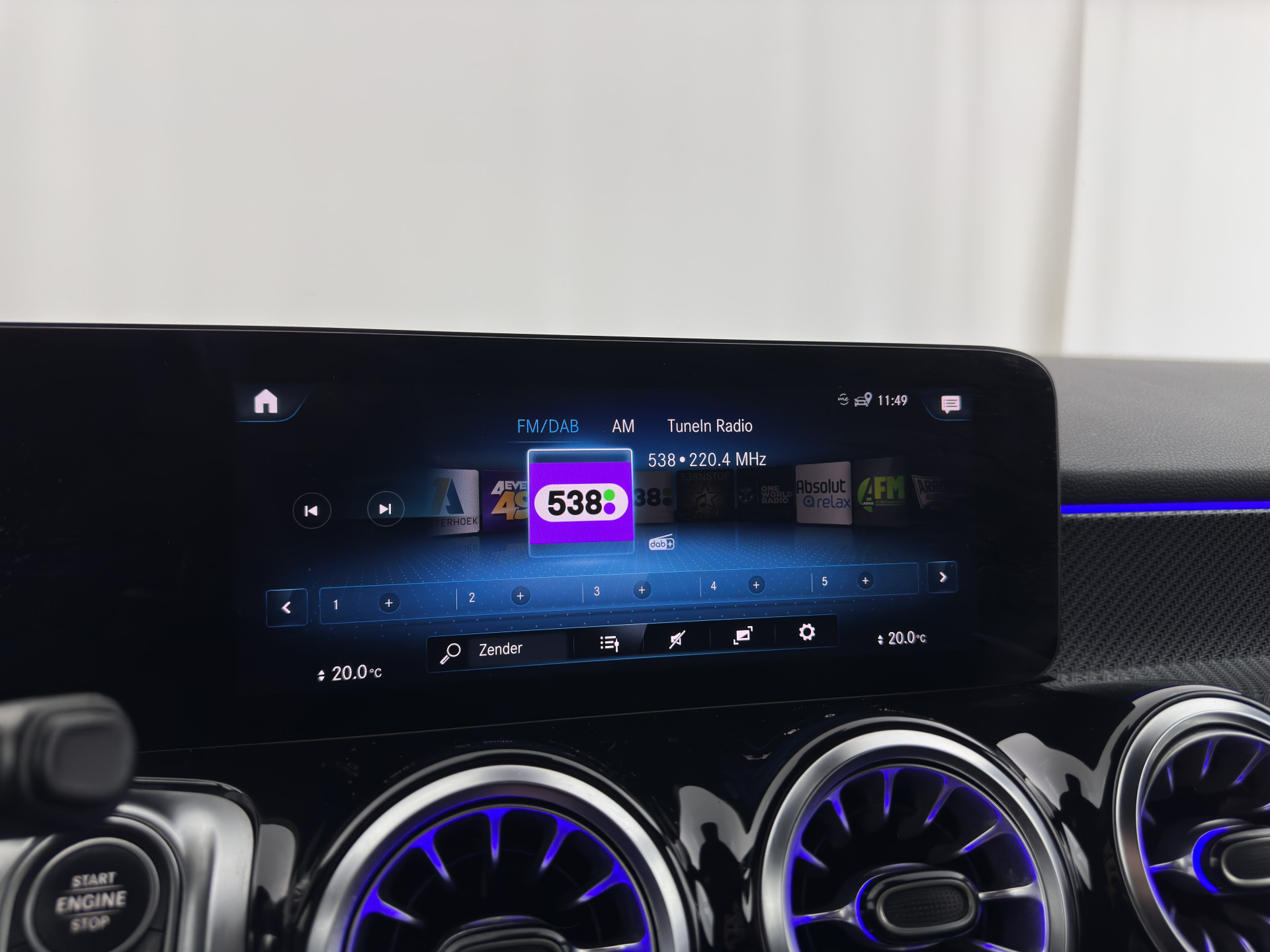 Mercedes-Benz GLB 200 d ( VAN ) Premium AMG-Sport-Pack Aut. *LEATHER-MICROFIBRE | FULL-LED | AMBIENT-LIGHT | WIDE-SCREEN-DIGICOCKPIT | HEATED-SPORTSEATS | KEYLESS | NAVI-FULLMAP | DAB+ | ECC | PDC | CRUISE | 19''ALU*