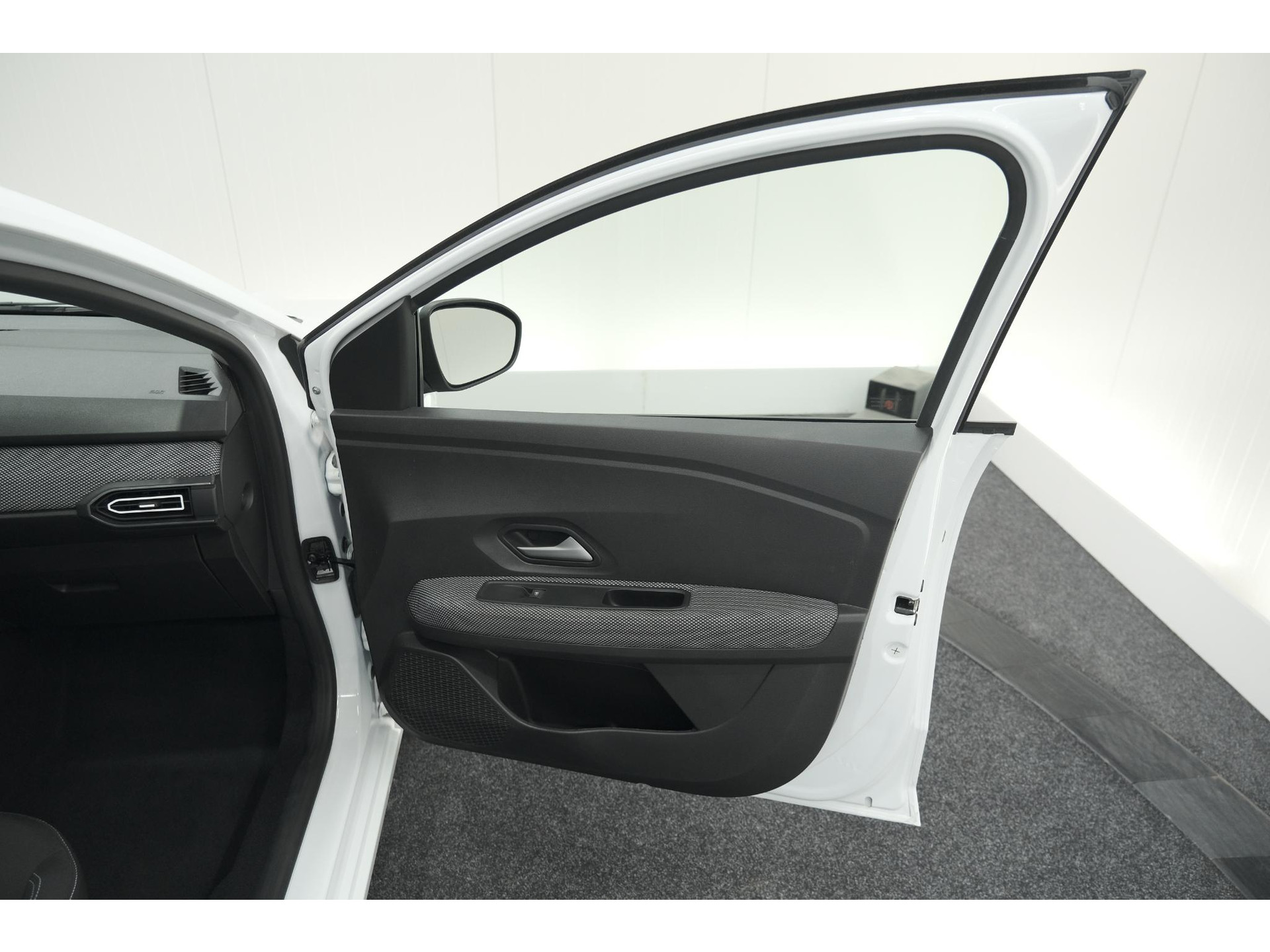 Dacia Sandero TCe 90 CVT Expression | Parkeersensoren | Apple Carplay | Cruise Control