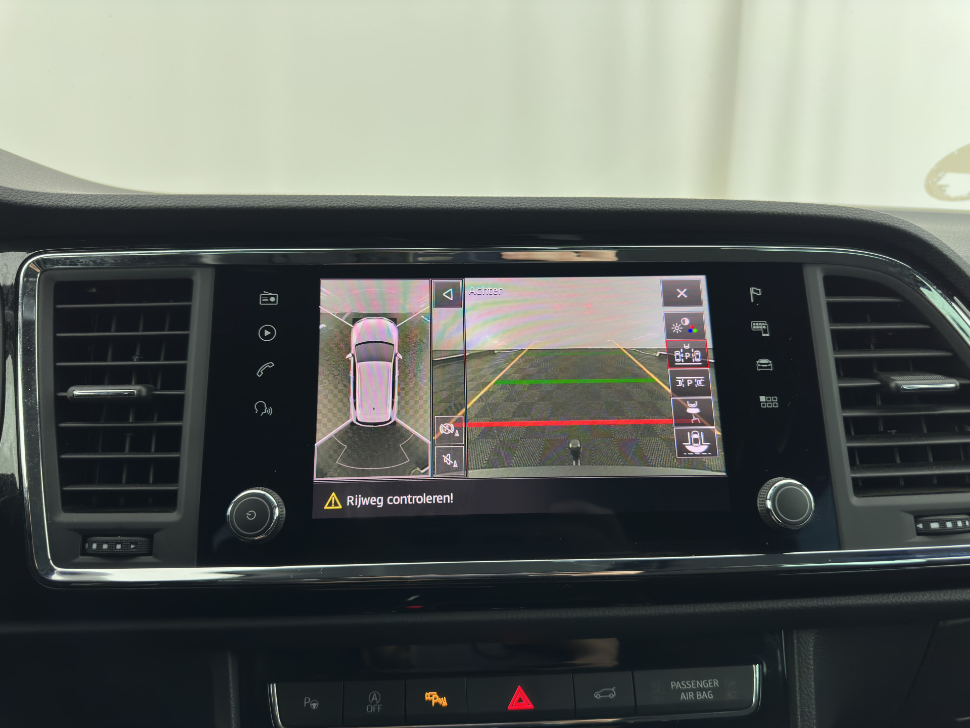 SEAT Ateca 1.5 TSI FR Business Intense (INCL-BTW) *FULL-LED | SPORT-SEATS | NAVI-FULLMAP | LEATHER-MICROFIBRE | CAMERA | KEYLESS | DAB+ | CARPLAY | ECC | PDC | CRUISE | TOWBAR | 18''ALU*