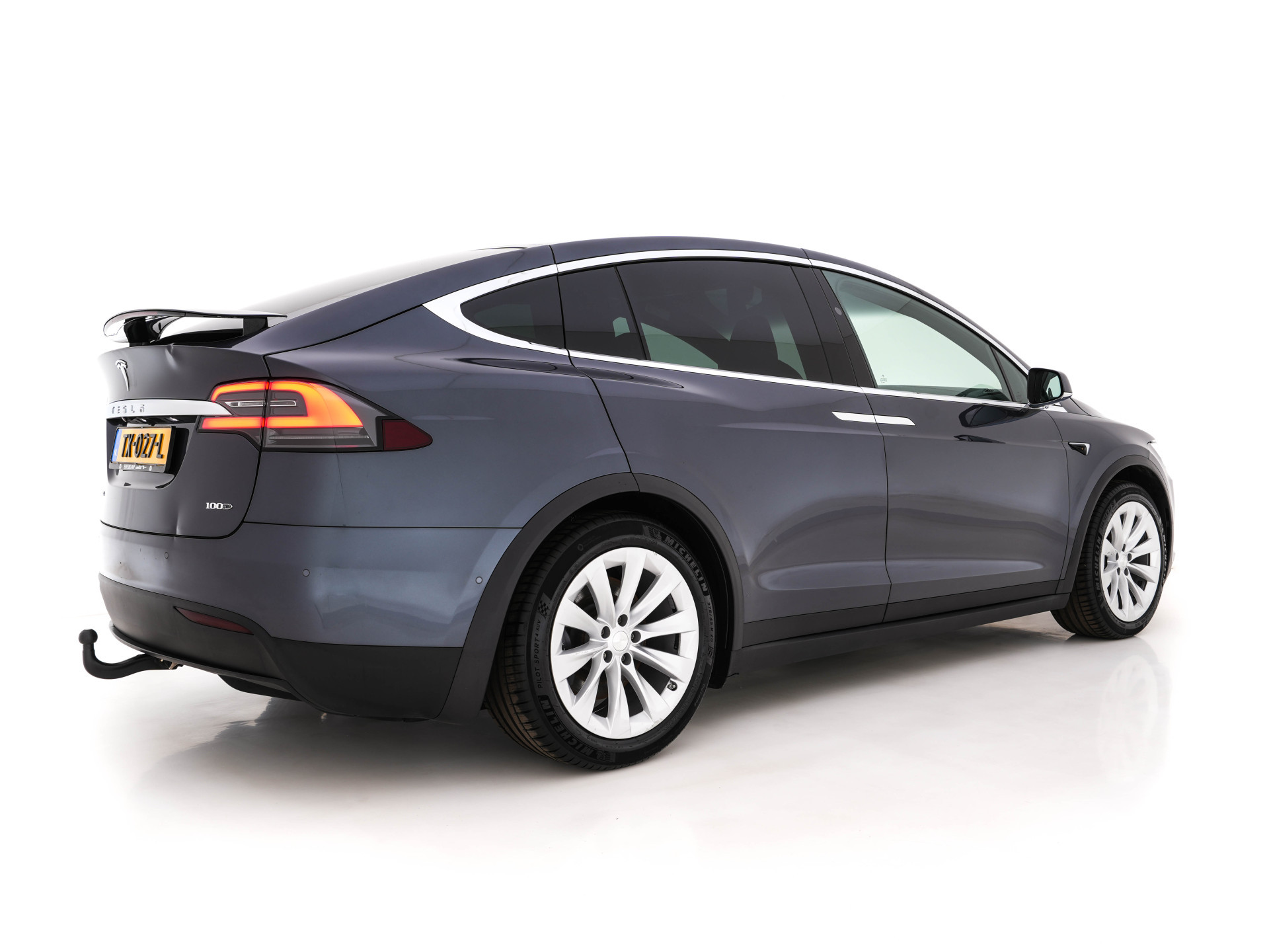 Tesla Model X 100D AWD [ 3-Fase ] Aut. *PANO-WINDOW | AUTO-PILOT | LEATHER | SURROUND-VIEW | NAVI-FULLMAP | FULL-LED | AIR-SUSPENSION | DIGI-COCKPIT | KEYLESS | CAMERA | DAB+ | HEATED-COMFORTSEATS | TOWBAR |  20''ALU*