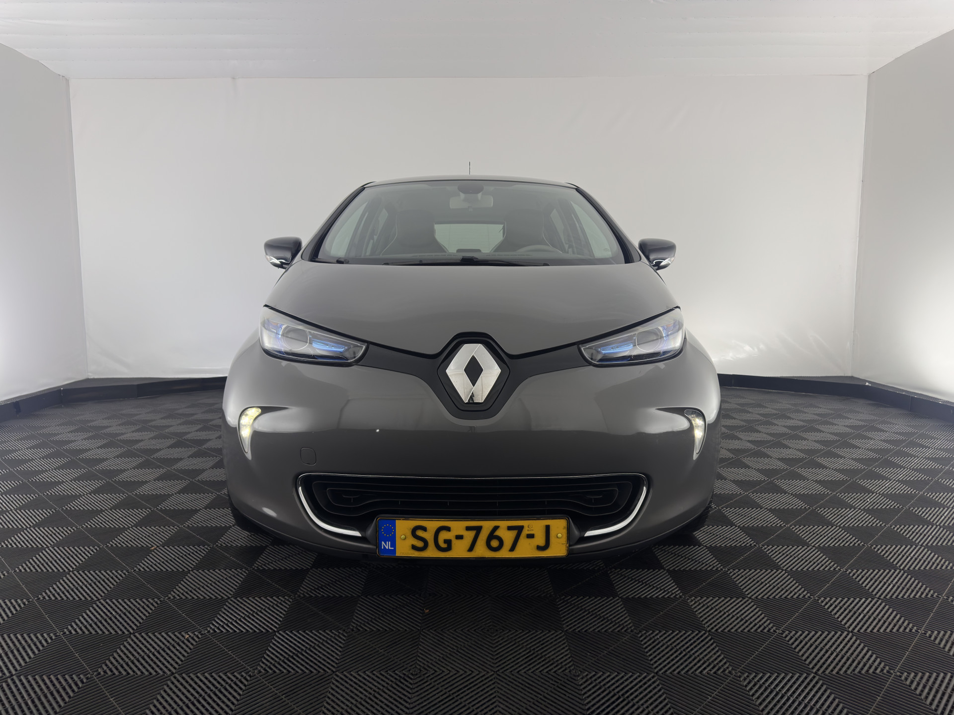 Renault ZOE R90 Bose 41 kWh (Inclusive-Battery) [ 3-Fase ] {SOH-85%} Aut.*LUXURY-LEATHER | BOSE-AUDIO | NAVI-FULLMAP | FULL-LED | DIGI-COCKPIT | CRUISE | ECC | PDC | PRIVACY-GLASS | HEATED-COMFORTSEATS | 16"ALU*